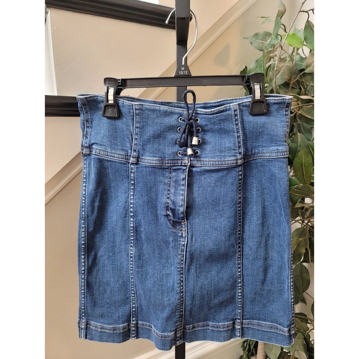 Free People Mini Skirt Women's SZ 4 Blue Denim Corset Waist Straight Fit Zip Fly