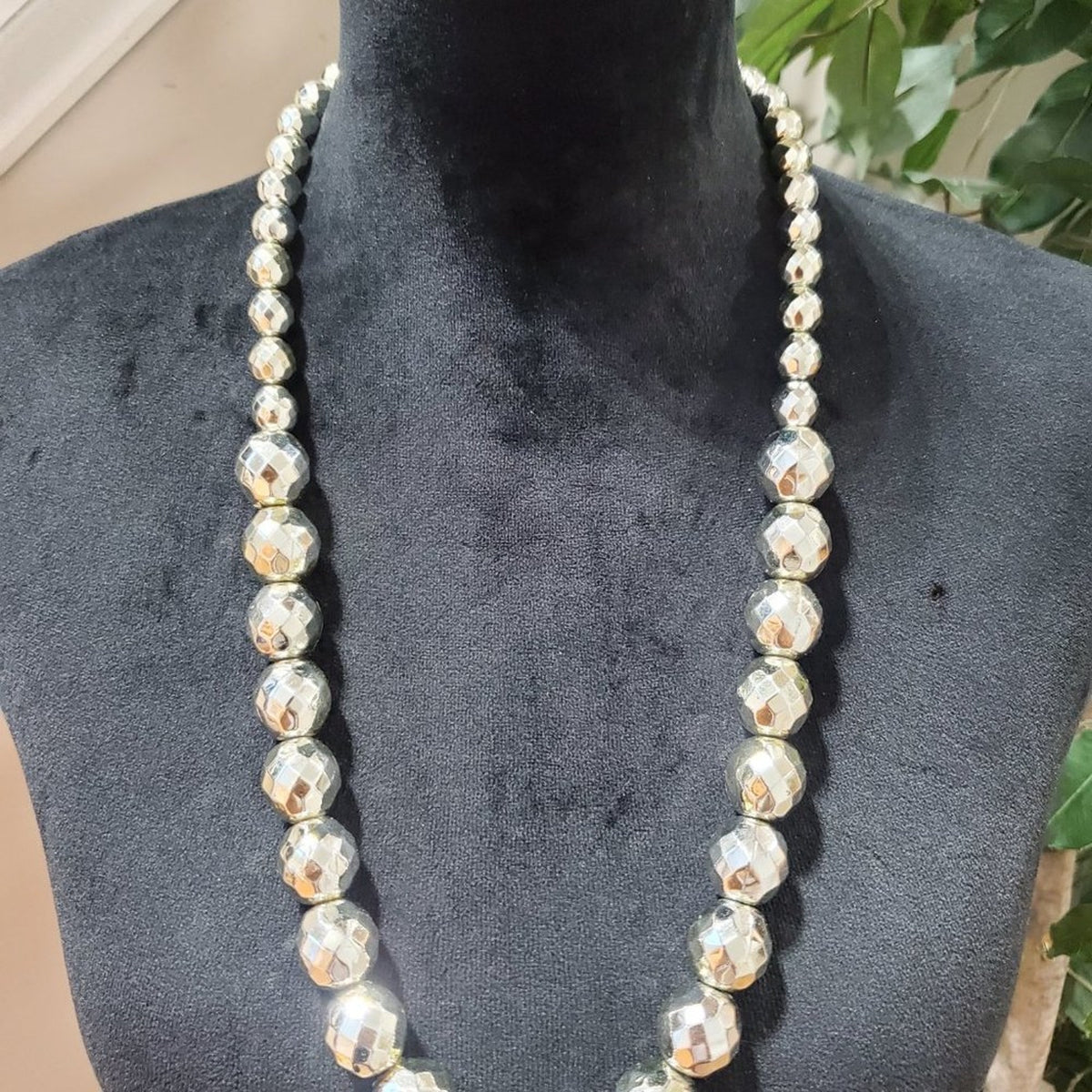 Womens Fashion Silver Disco Ball Beads Collar Long Necklace with Lobster Clasp