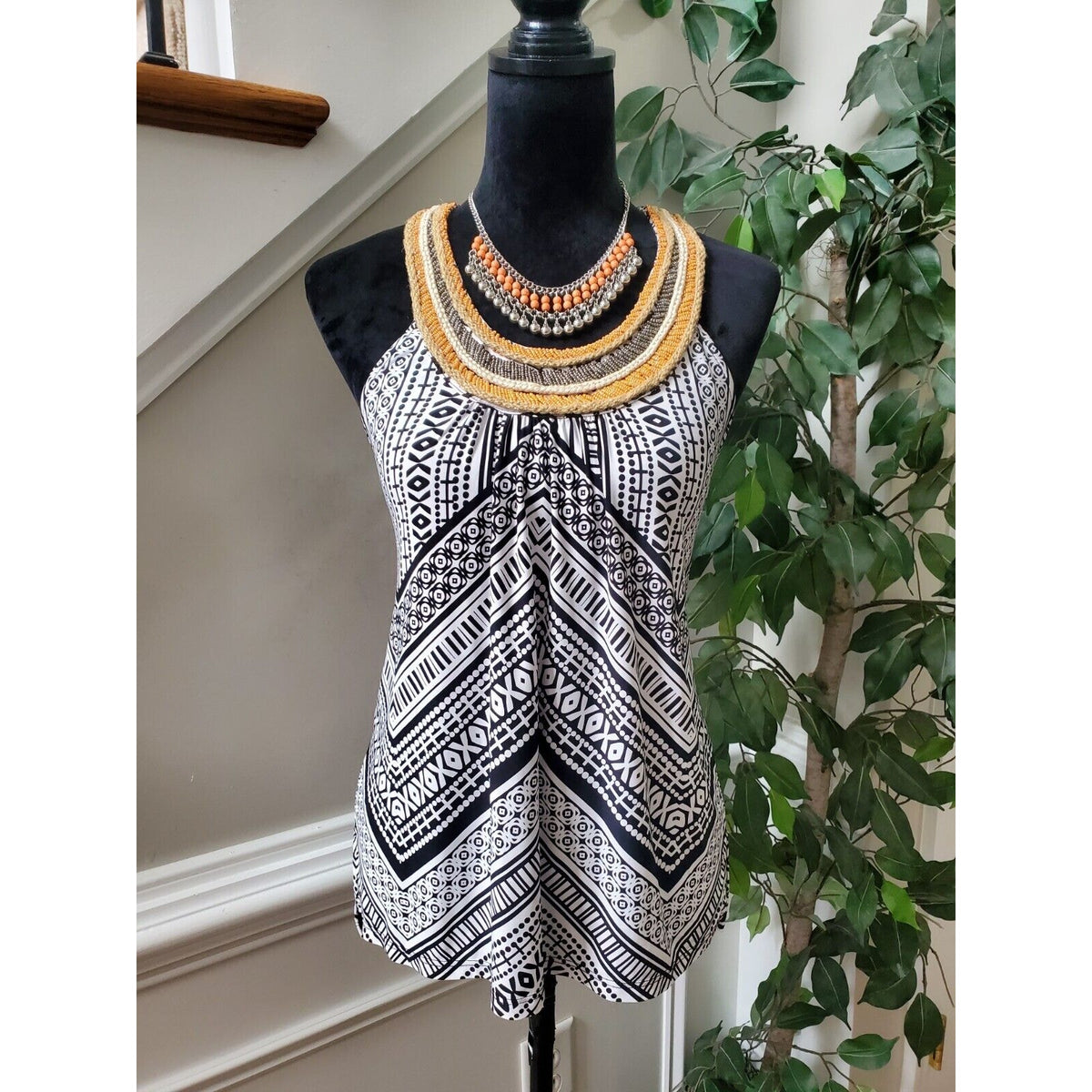 INC Black & White Rope Beaded Round Neck Sleeveless Casual Top Blouse Size M