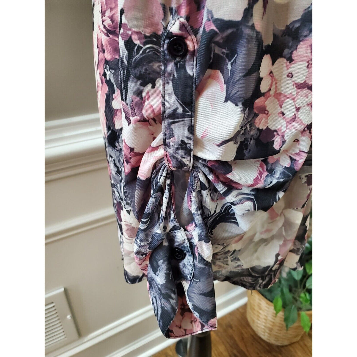 G Collection Women Floral Polyester V-Neck Long Sleeve Casual Top Blouse Size 2X