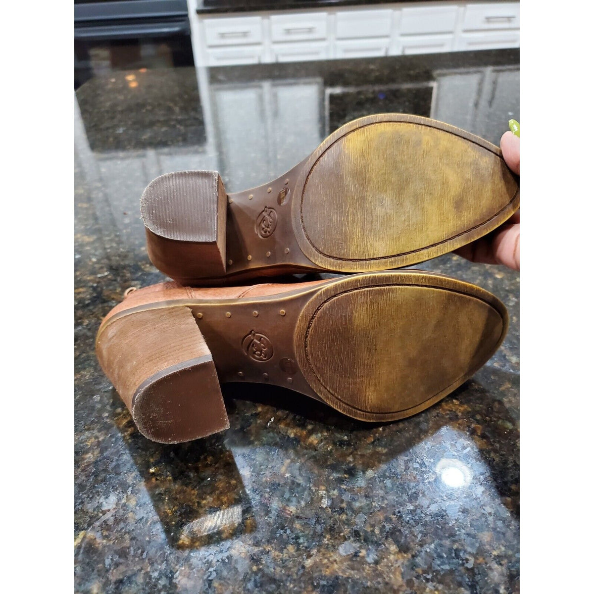 Lucky Brand Women's Ehllen Tan Leather Heeled Ankle Booties Size US 8.5M
