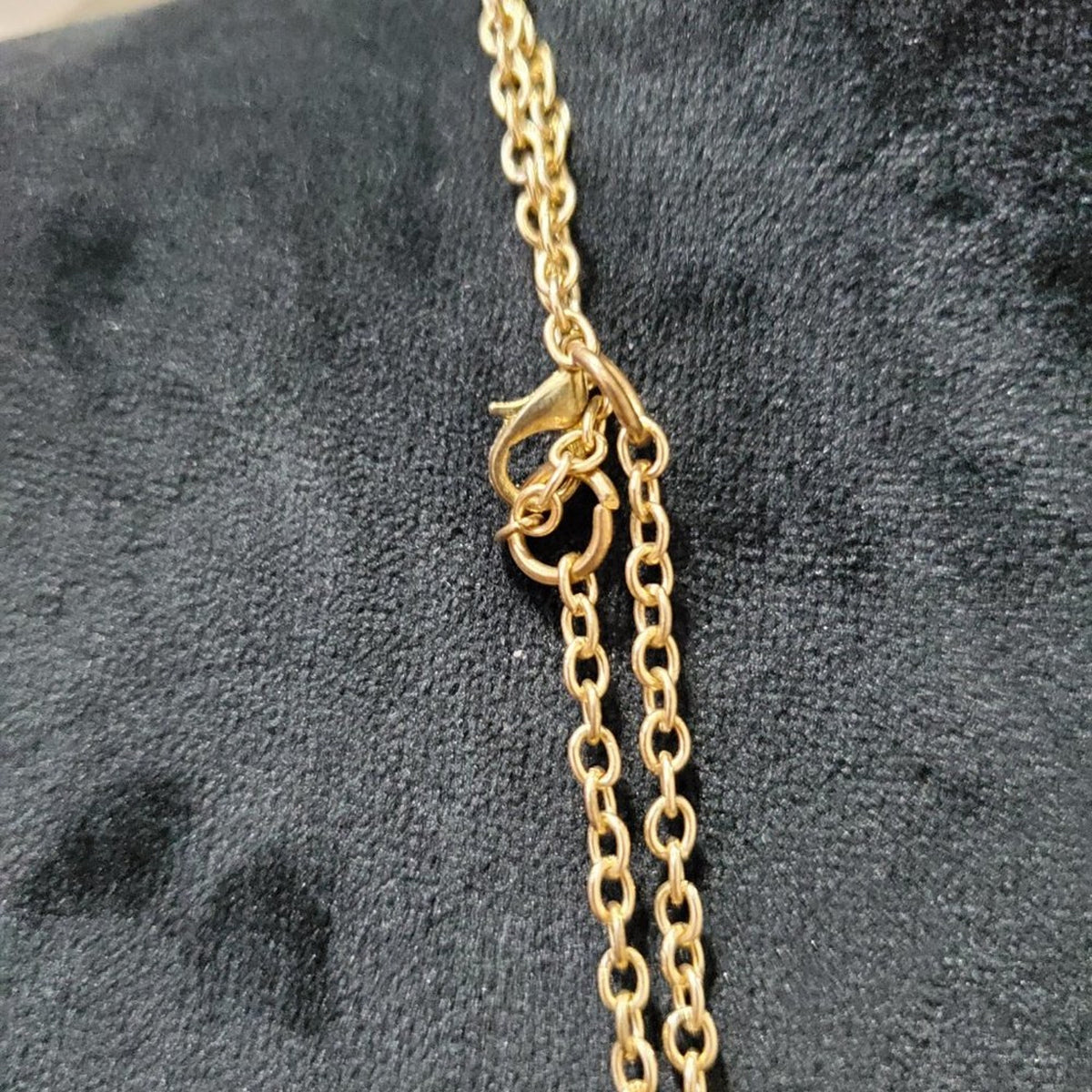 Women's Gold Tone Double Layer Geomatric Pattern Chain Necklace