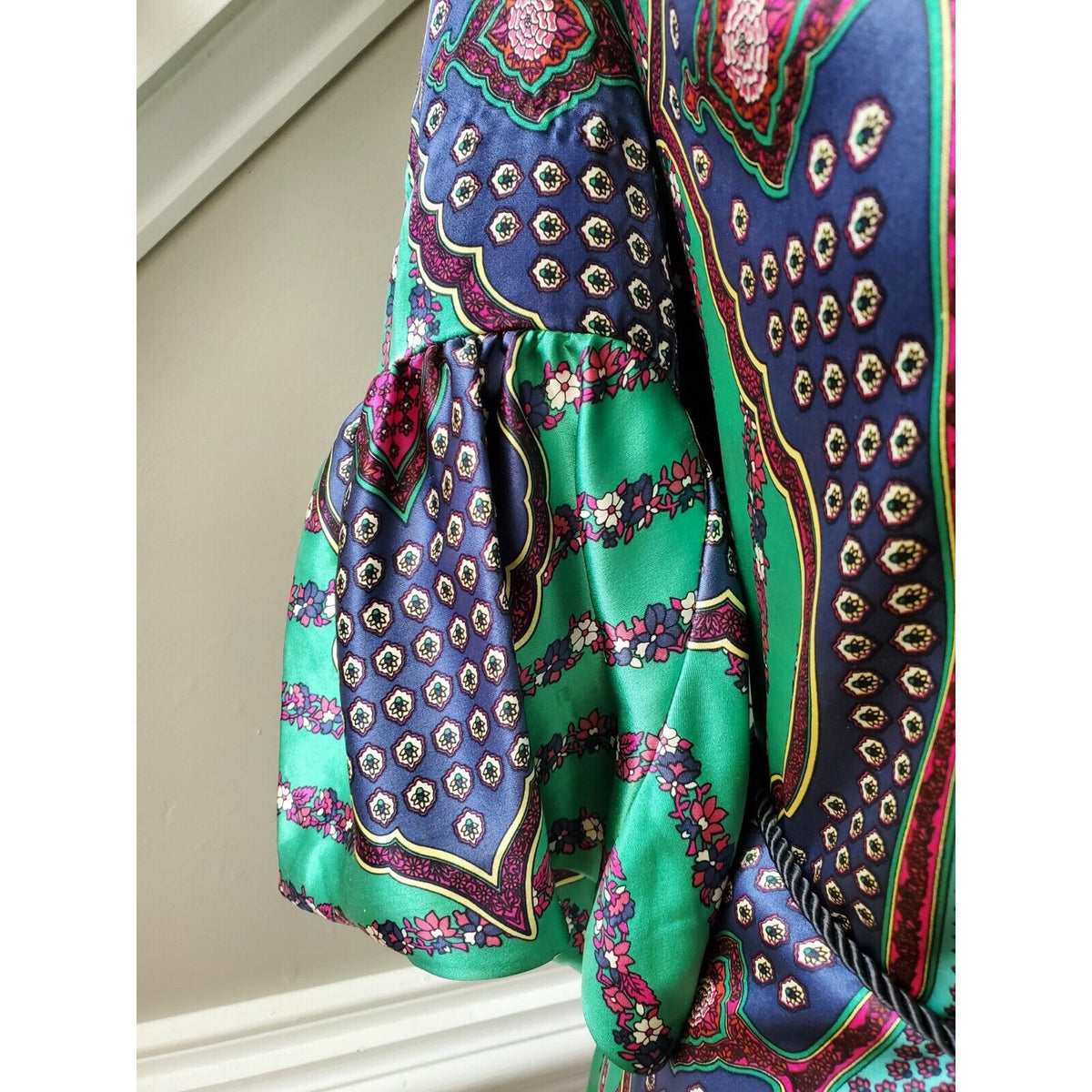 Single Dress Multicolor 100% Silk Long Sleeve Cord Waist Tie Knee Length Dress S