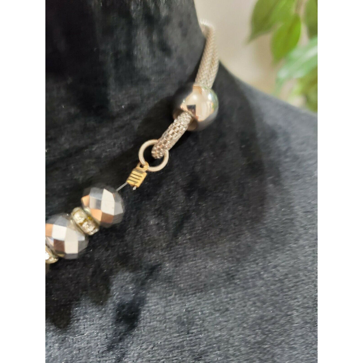 Chuns Fashion Women's Beaded Pearl Stylish with Agate Leaf Lightweight Necklace