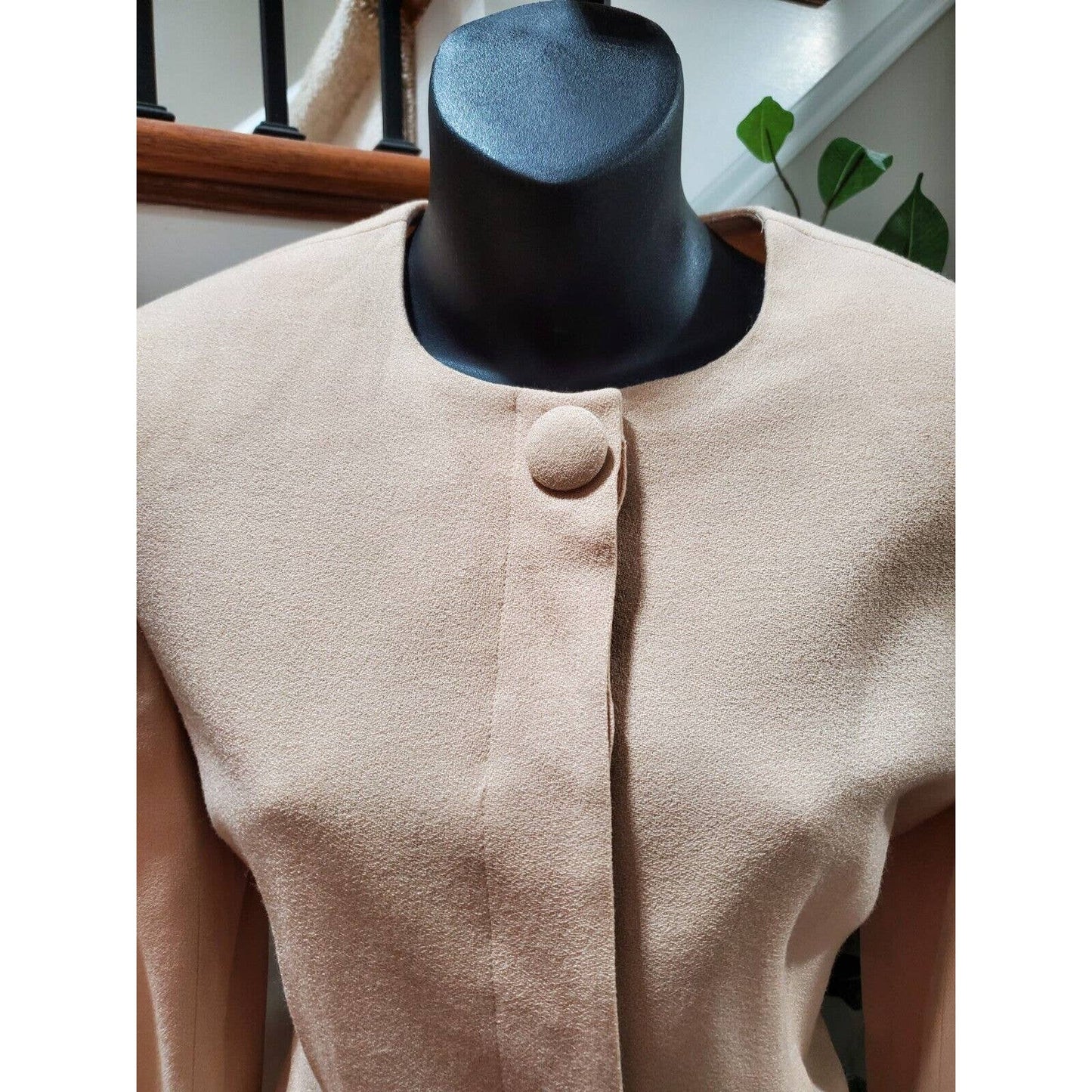 VTG New Classics Casual Corner Beige Single Breasted Blazer& Skirt 2 Pc's Suit 4