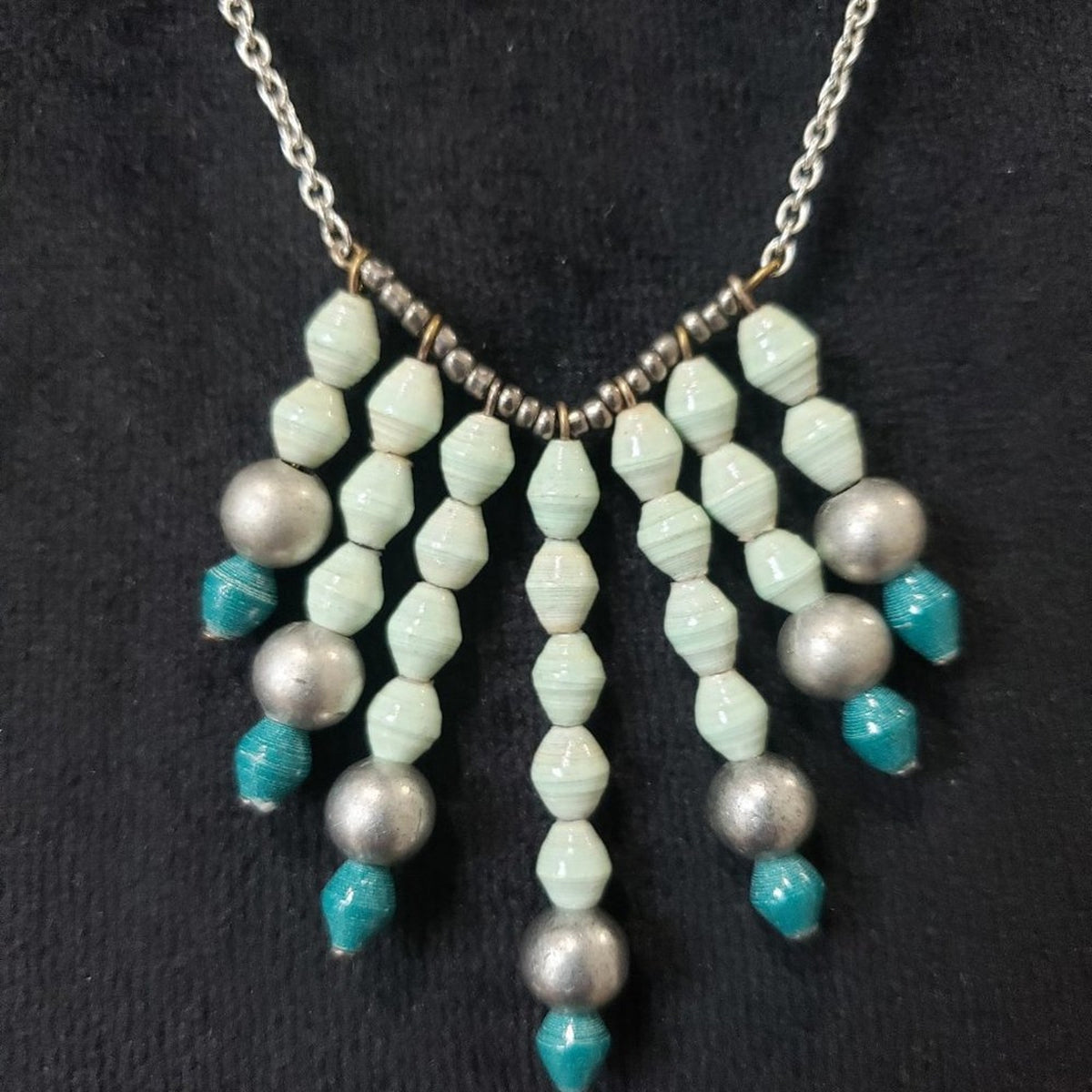 Women's Blue and Green Round Beaded Adjustable Chain Necklace
