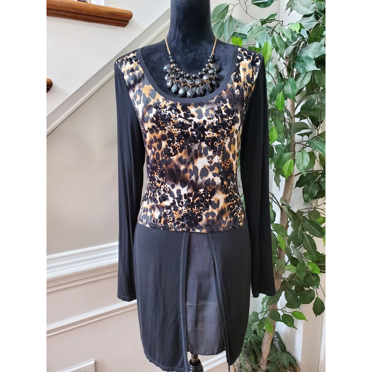 Patrizia Luca Women's Black Rayon Scoop Neck Long Sleeve Top Blouse Size Medium
