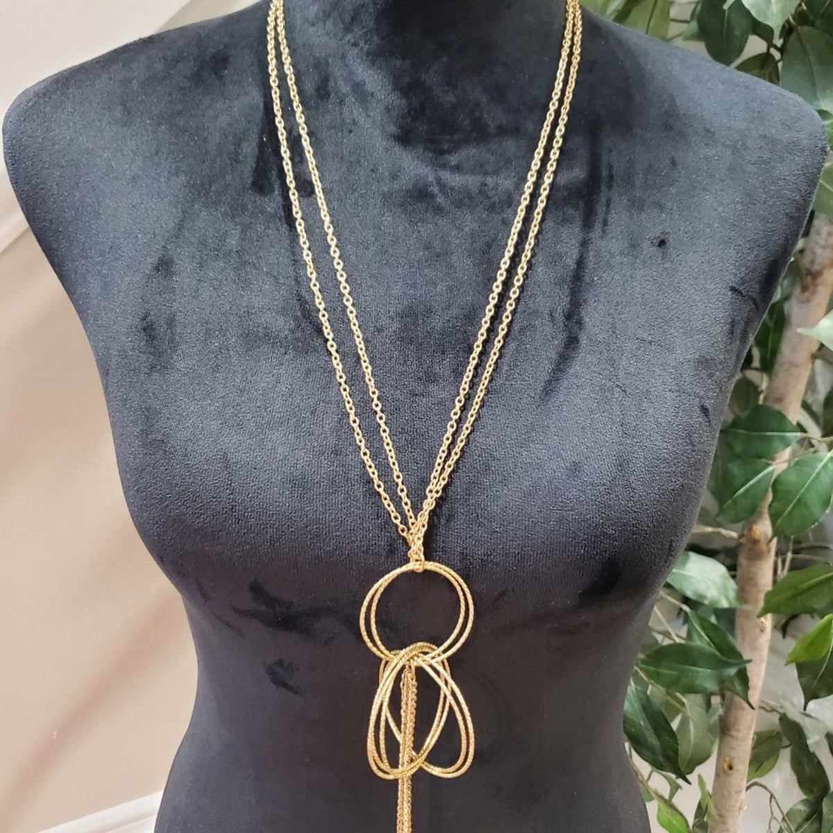 Women's Gold Tone Double Layer Geomatric Pattern Chain Necklace