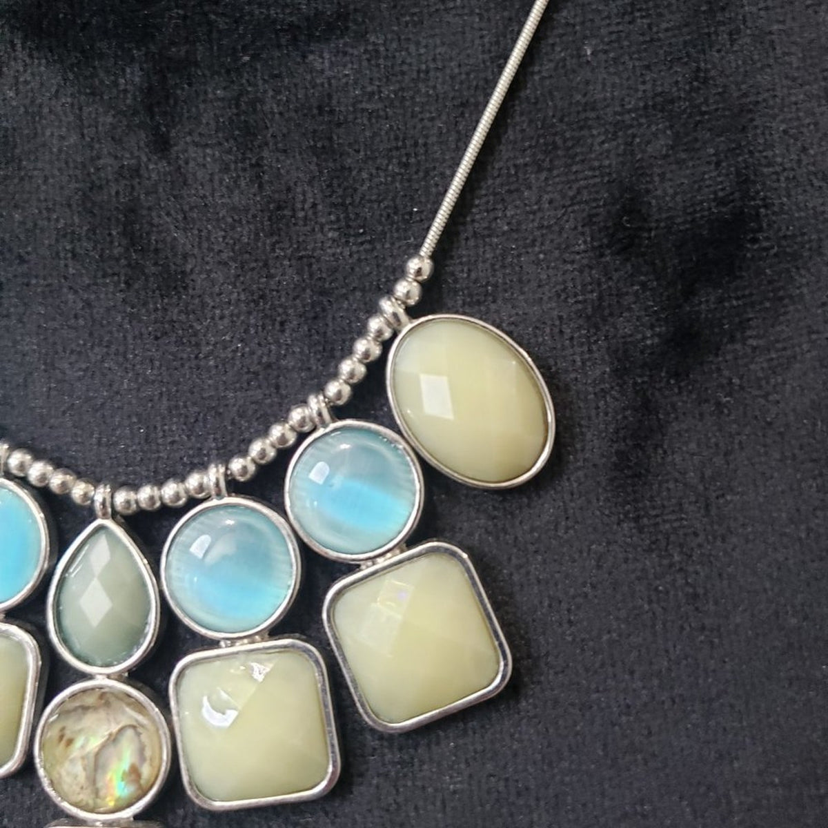 Green Blue Acrylic Bead Necklace Square Round Dangles Bib Silver Tone