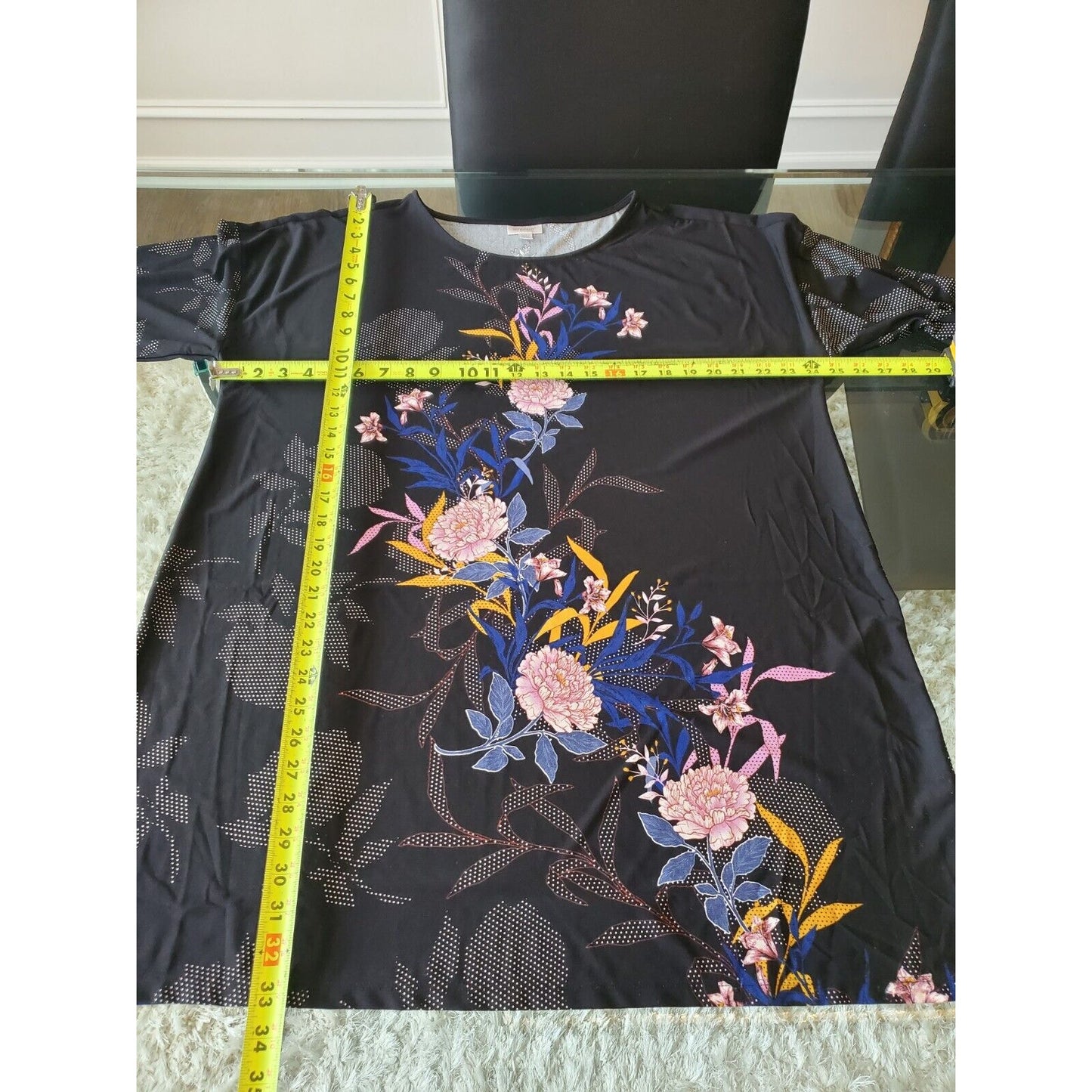 Avenue Women Black Polyester Round Neck Long Sleeve Casual Top Blouse Size 18/20