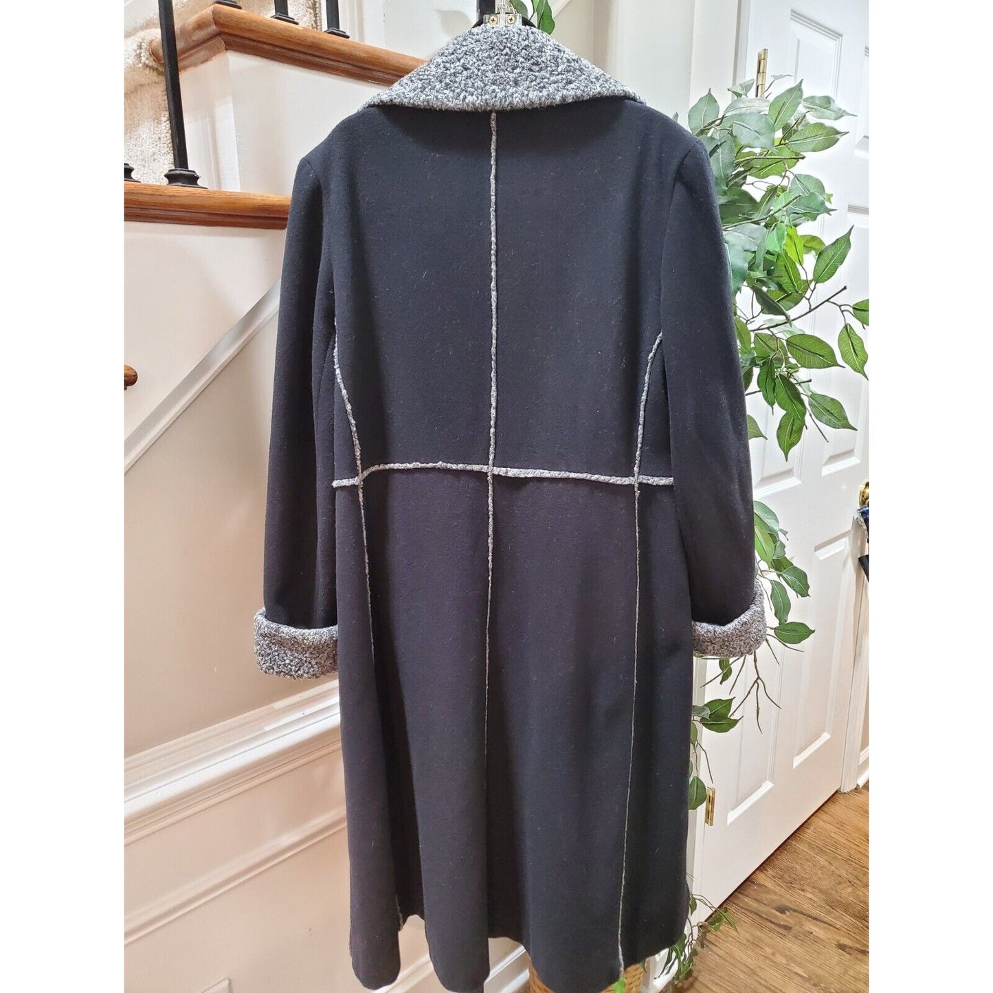 Vintage Madeline Women's Black Wool Long Sleeve Buttons Front Long Coat XL