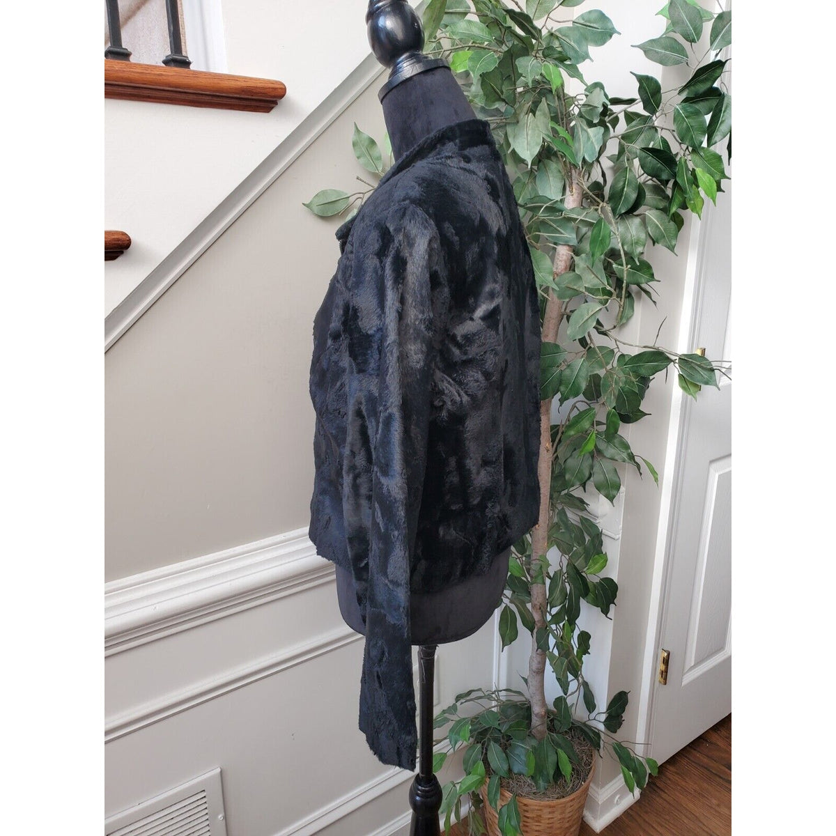Monika Turtle Studio Black Faux Fur Long Sleeve Casual Front Zip Jacket Large
