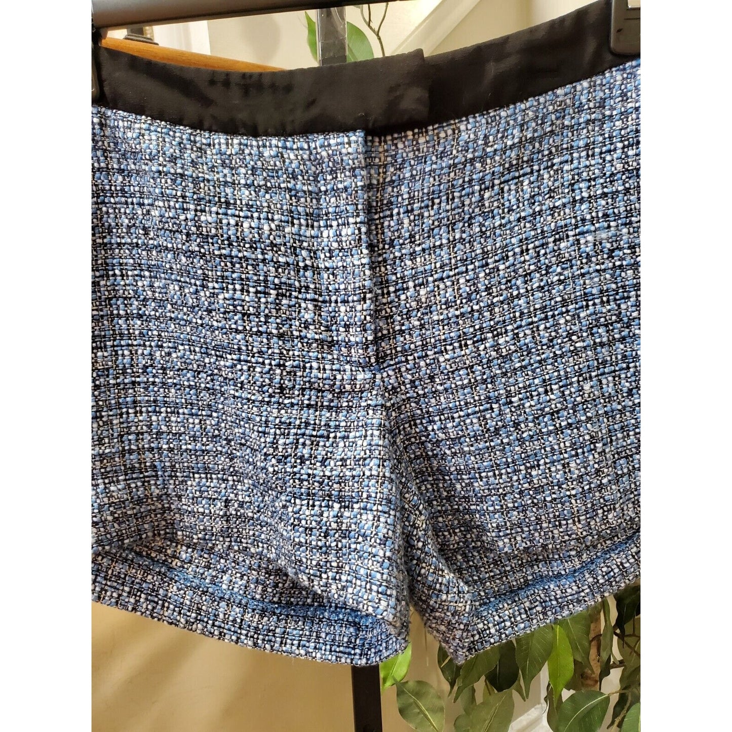 H&M Women's Blue Polyester Zipper Mid Rise Regular Fit Casual Shorts Size 10