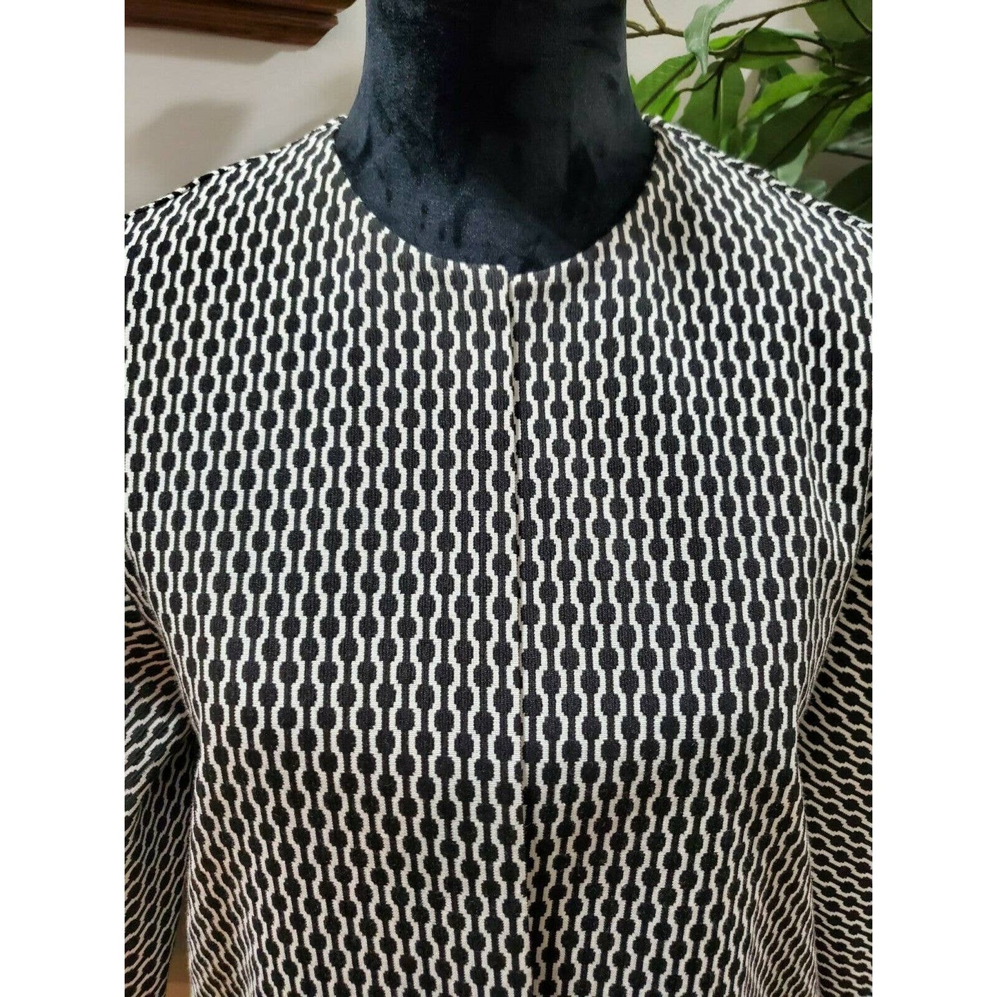 Anne Klein Women's Black & White Polyester Long Sleeve Open Front Blazer Size 4