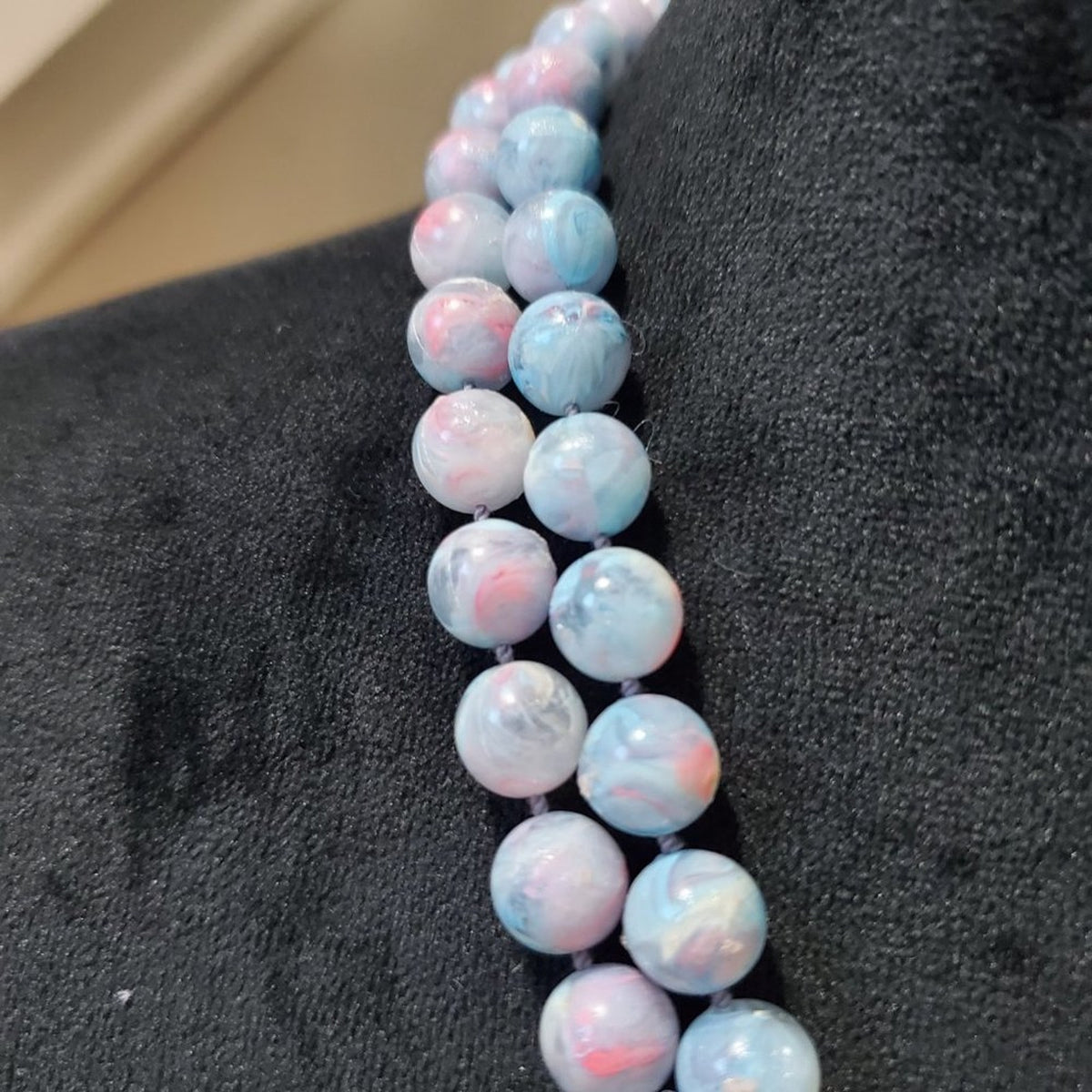 Women's Pink & White Two Layer Round Beaded Fashion Jewelry Necklace