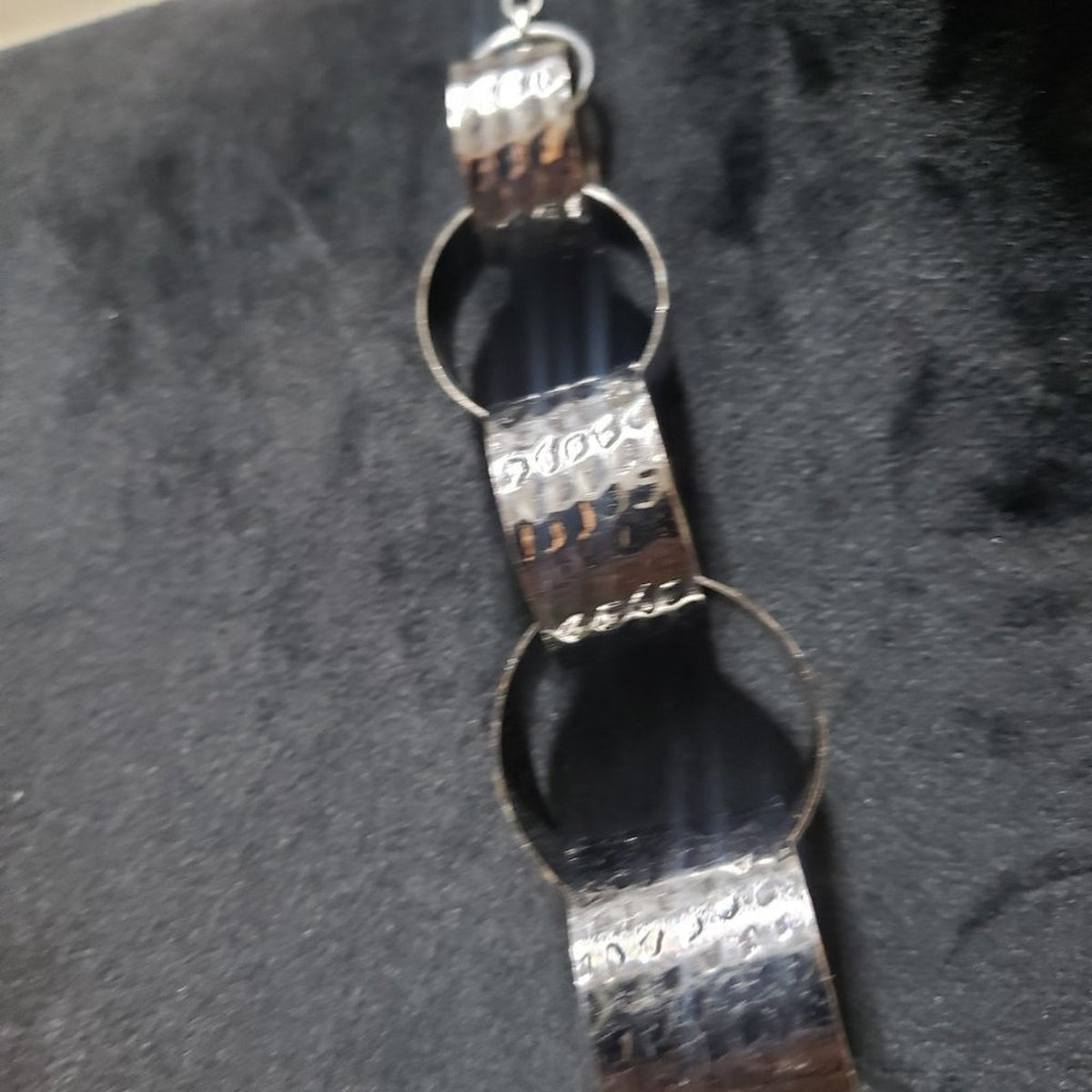 Womens Silver Multi Link Circle With Lobster Clasp Necklace
