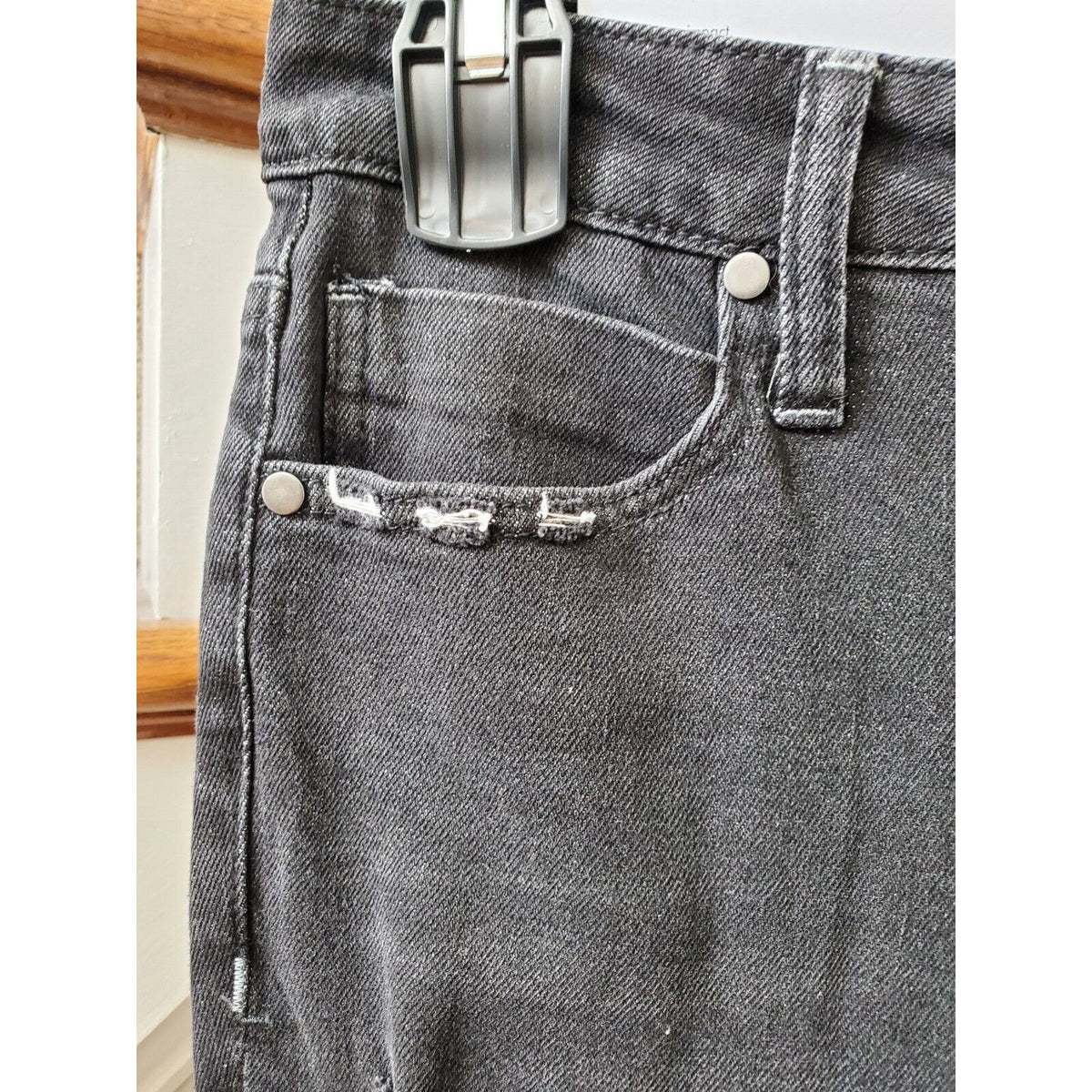 BP Distressed Women Black Denim Cotton Stretch Straight Leg Jeans Pant Size 28