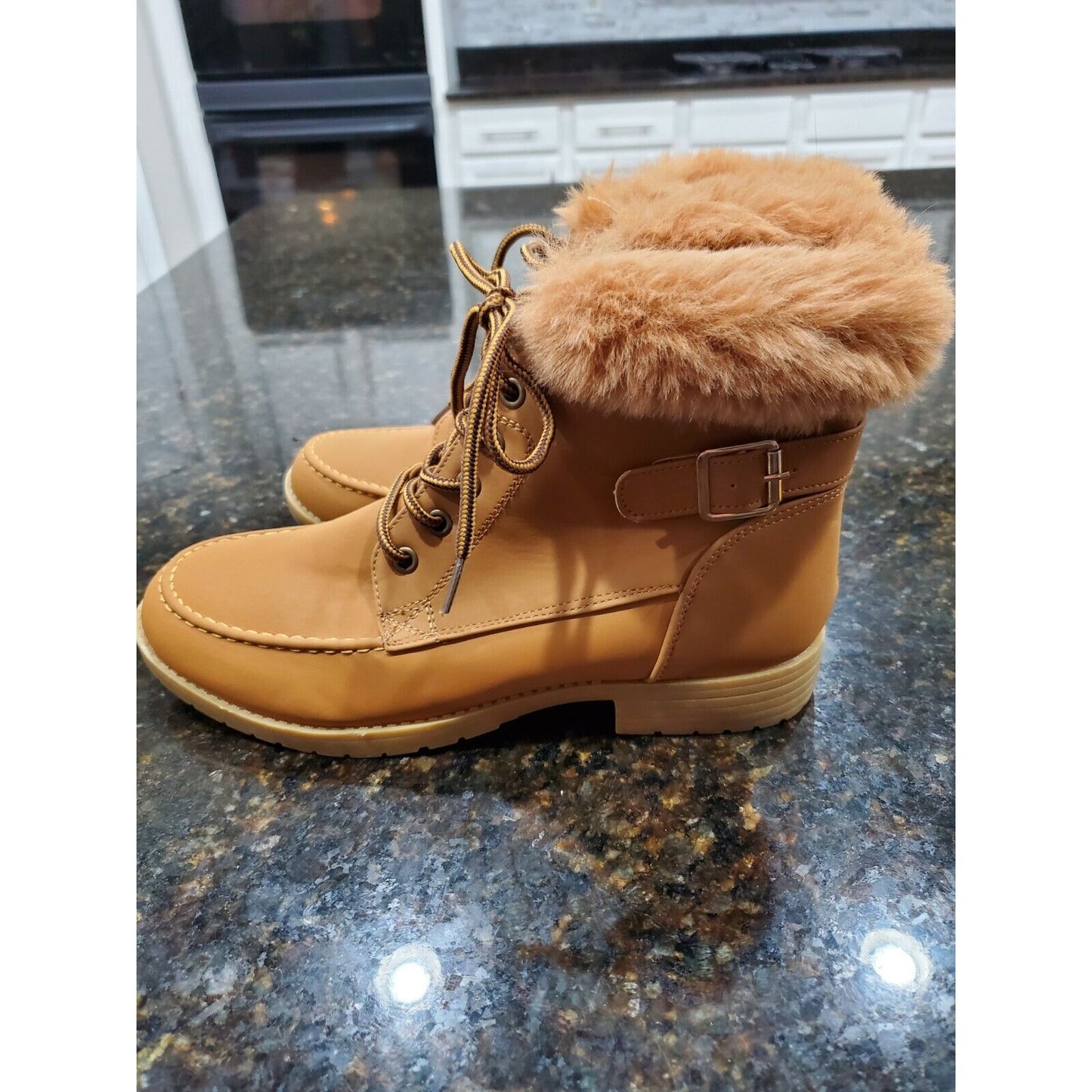 Belladia Women's Brown High Top Closed Toe Casual Fur Lace-Up Ankle Boots US 10