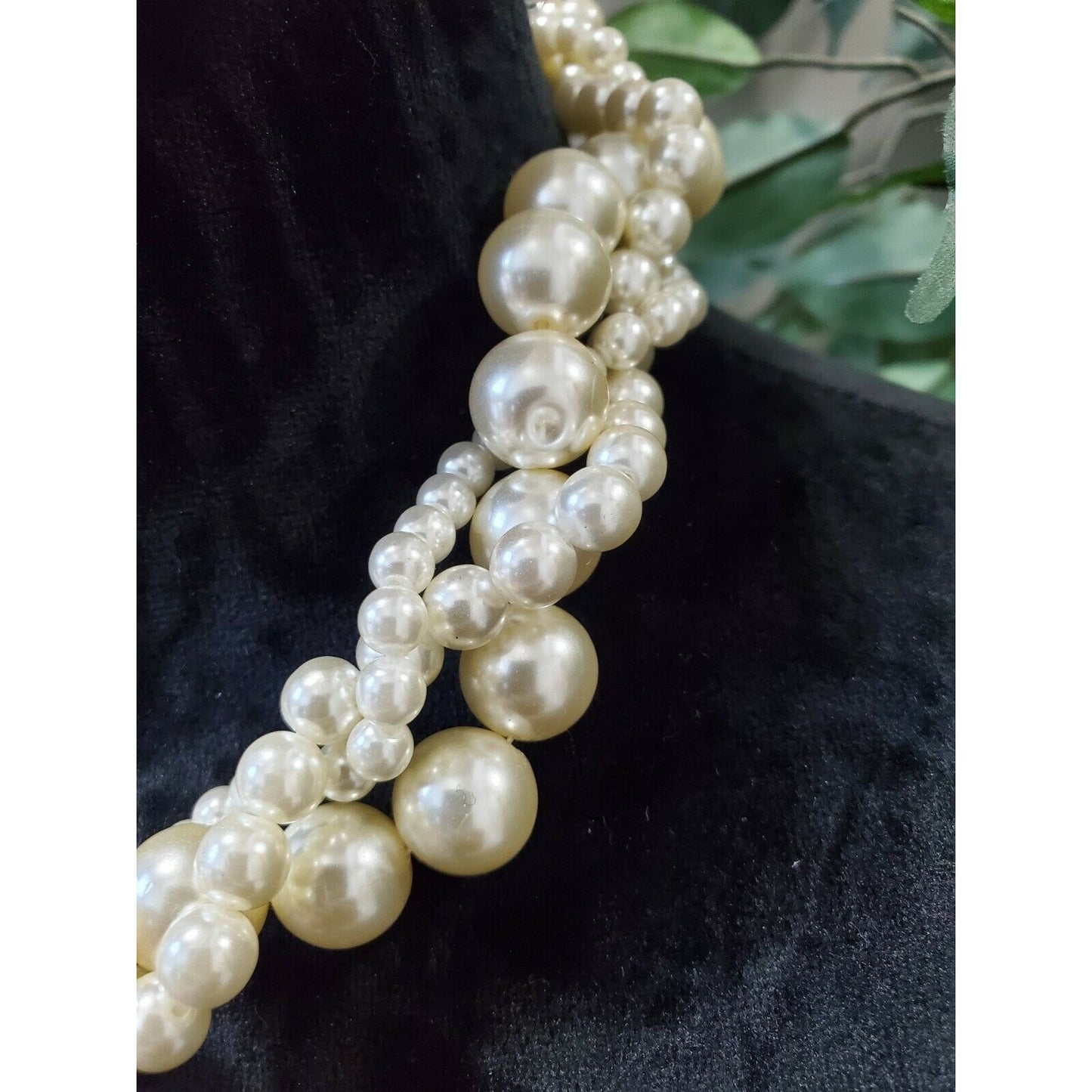 Double Layered White Pearl Fashion Necklace