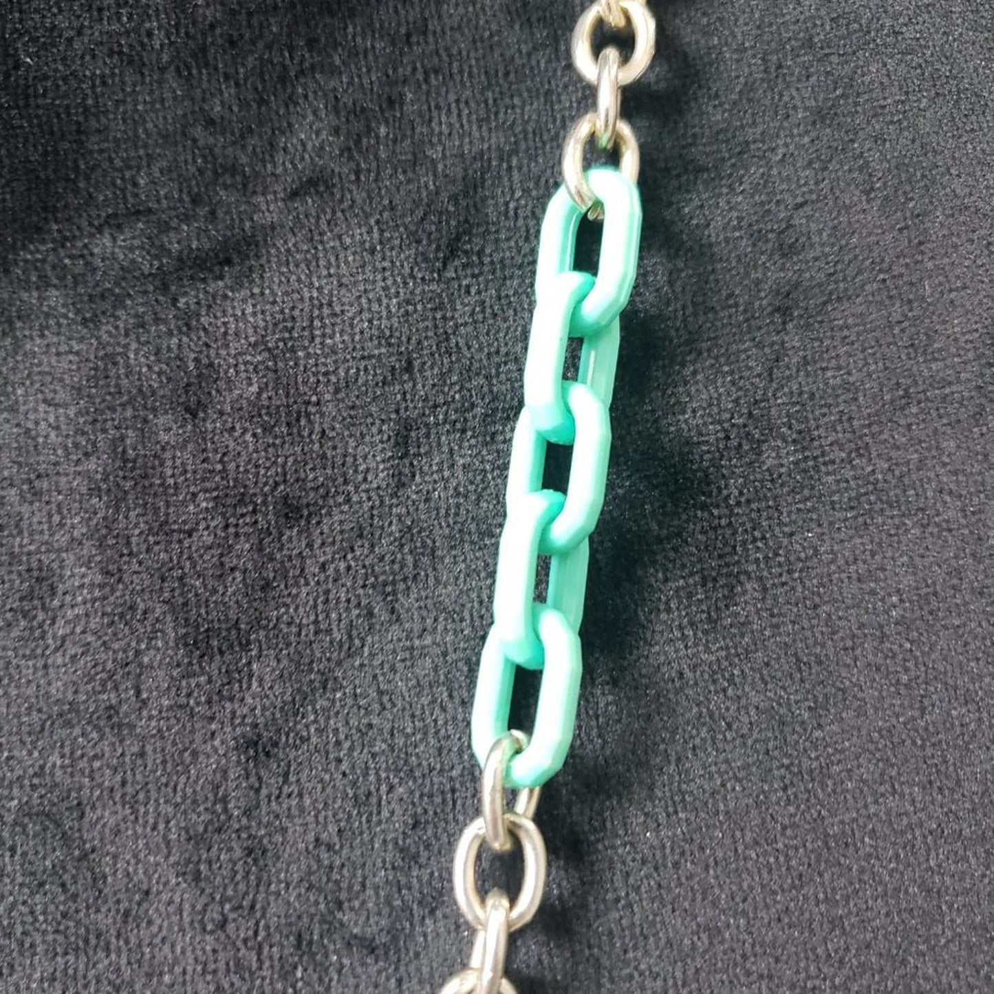 DEB Womens Vintage Green Turquoise Linked Gold Plated Chain Necklace