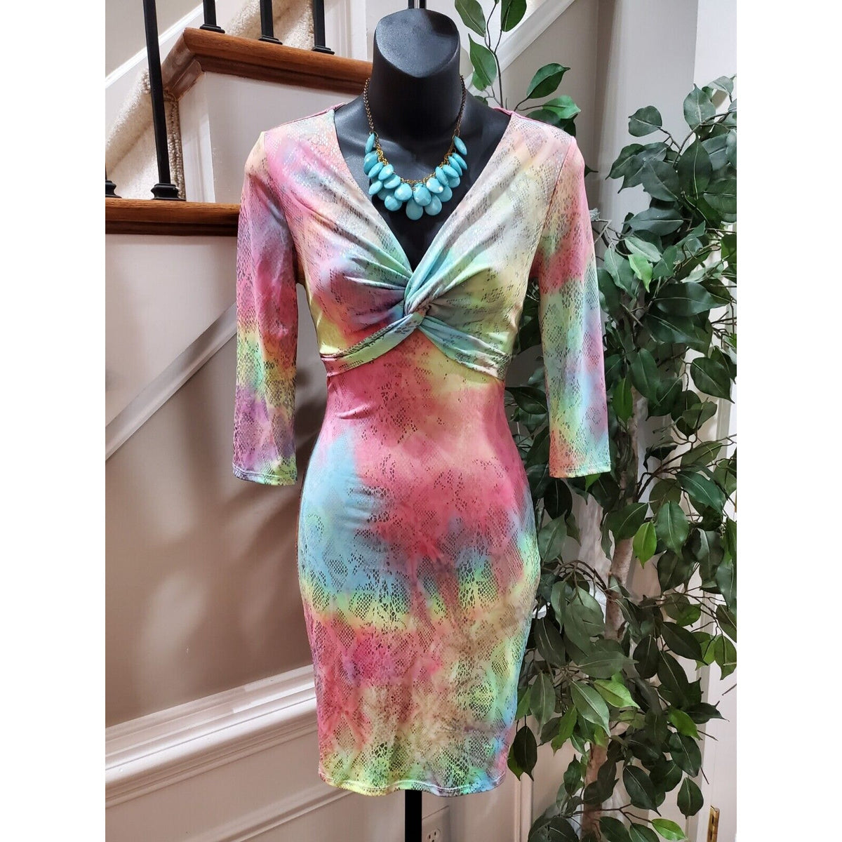 Fashion Nova Women's Multicolor Polyester V-Neck 3/4 Sleeve Knee Length Dress S