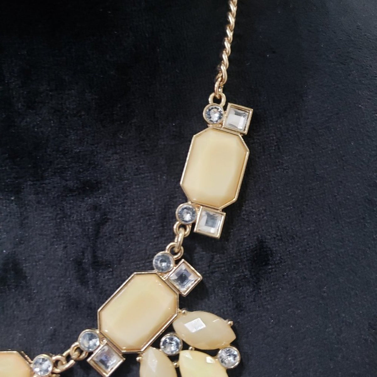 Women's Vintage Beveled Beads On Gold Tone Chain Necklace