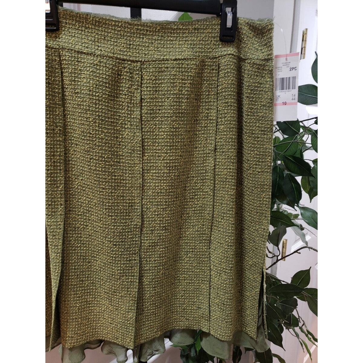 Anne Klein Women's Green Polyester Casual Back Zipper Knee Length Skirts Size 10