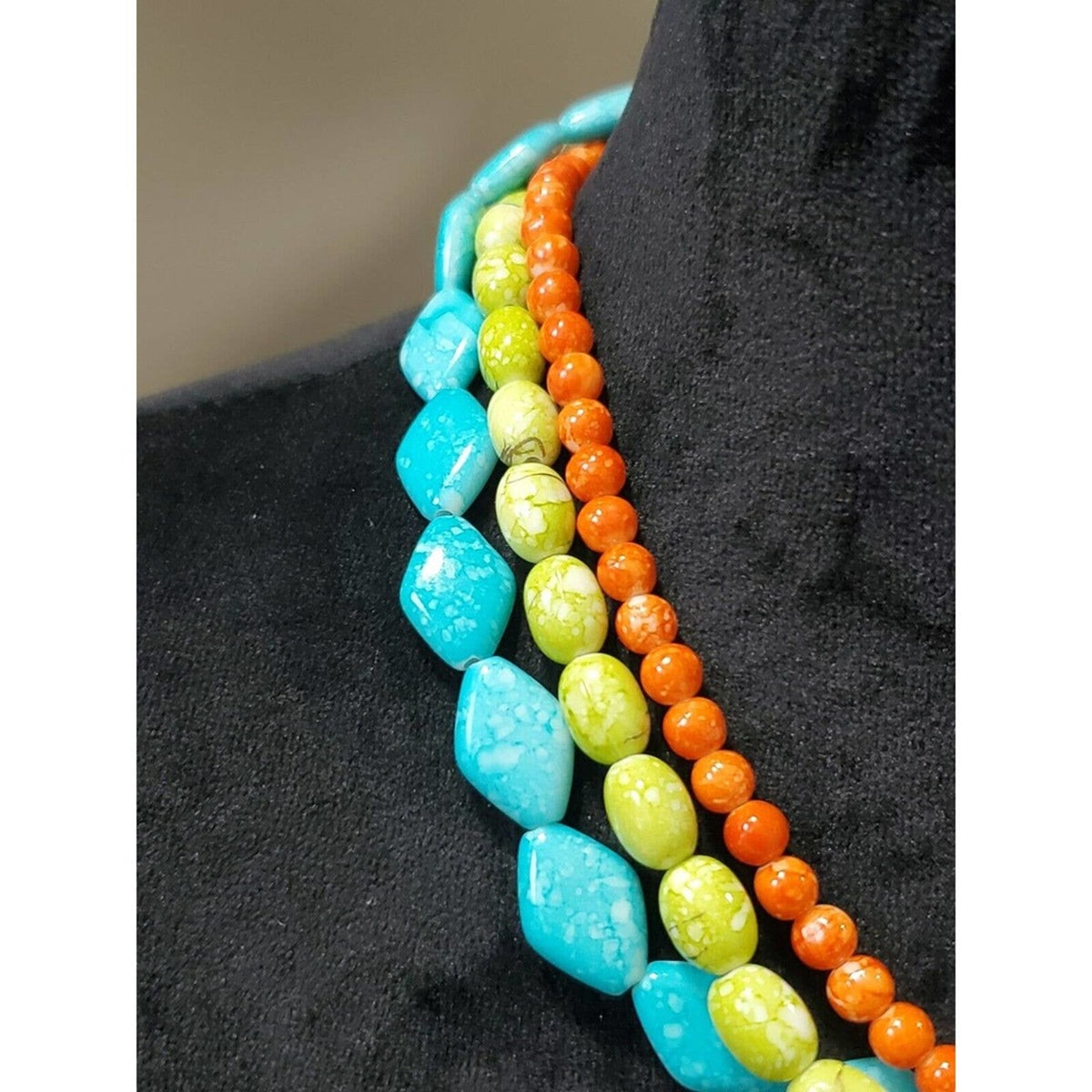 COPY - Premiere Designs Three Strand Orange Green Aqua Women’s Necklace 18” Sta…