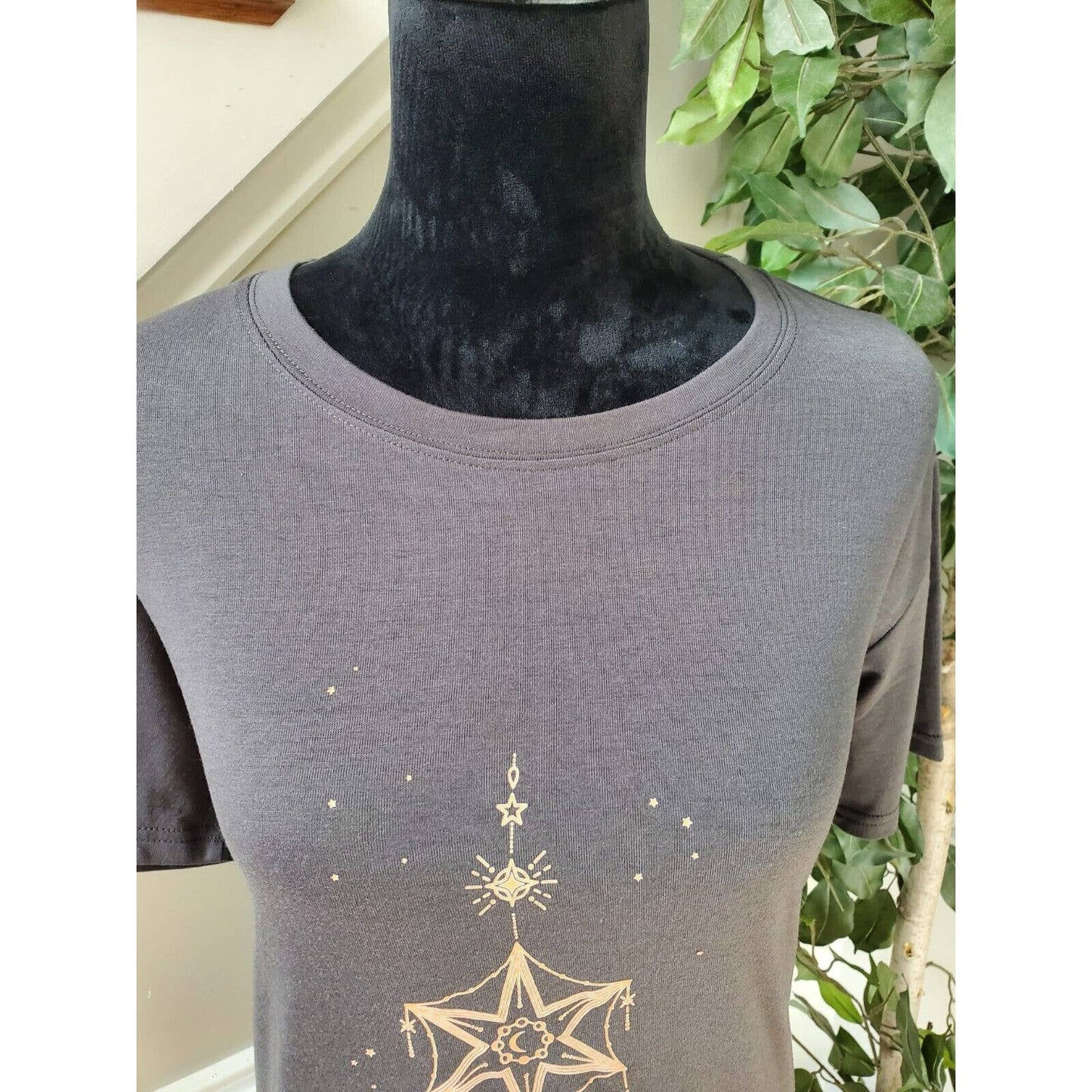 SHEIN Women's Gray Polyester Crew Neck Short Sleeve Casual Top Shirt Size Medium