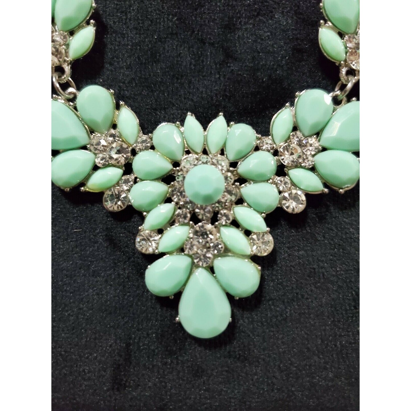 Fancy Floral Tear Drop Shape Turquoise Beaded Necklace