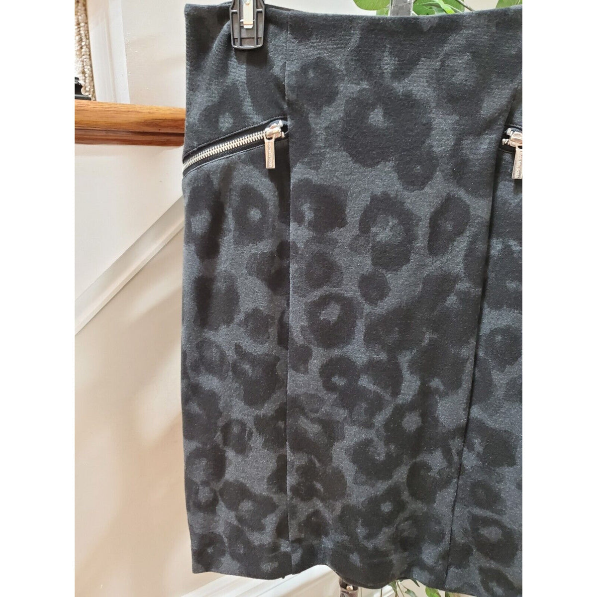 Michael Kors Womens Gray Leopard Print Polyester Side Zipper Pencil Skirt Size 6