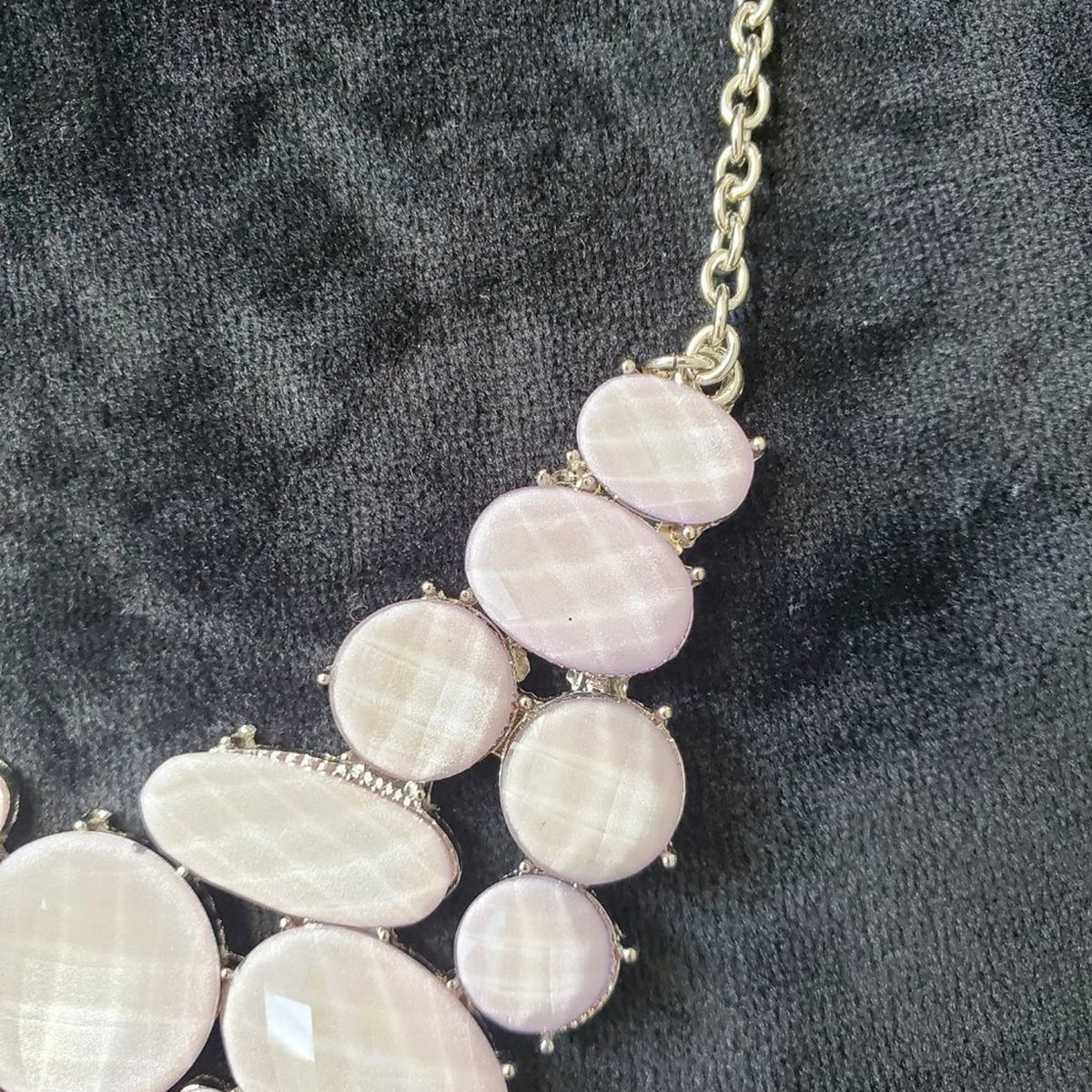 Women's Mother Of Pearl Silver Chain Geometric Gemstone Decor Pendant Necklace
