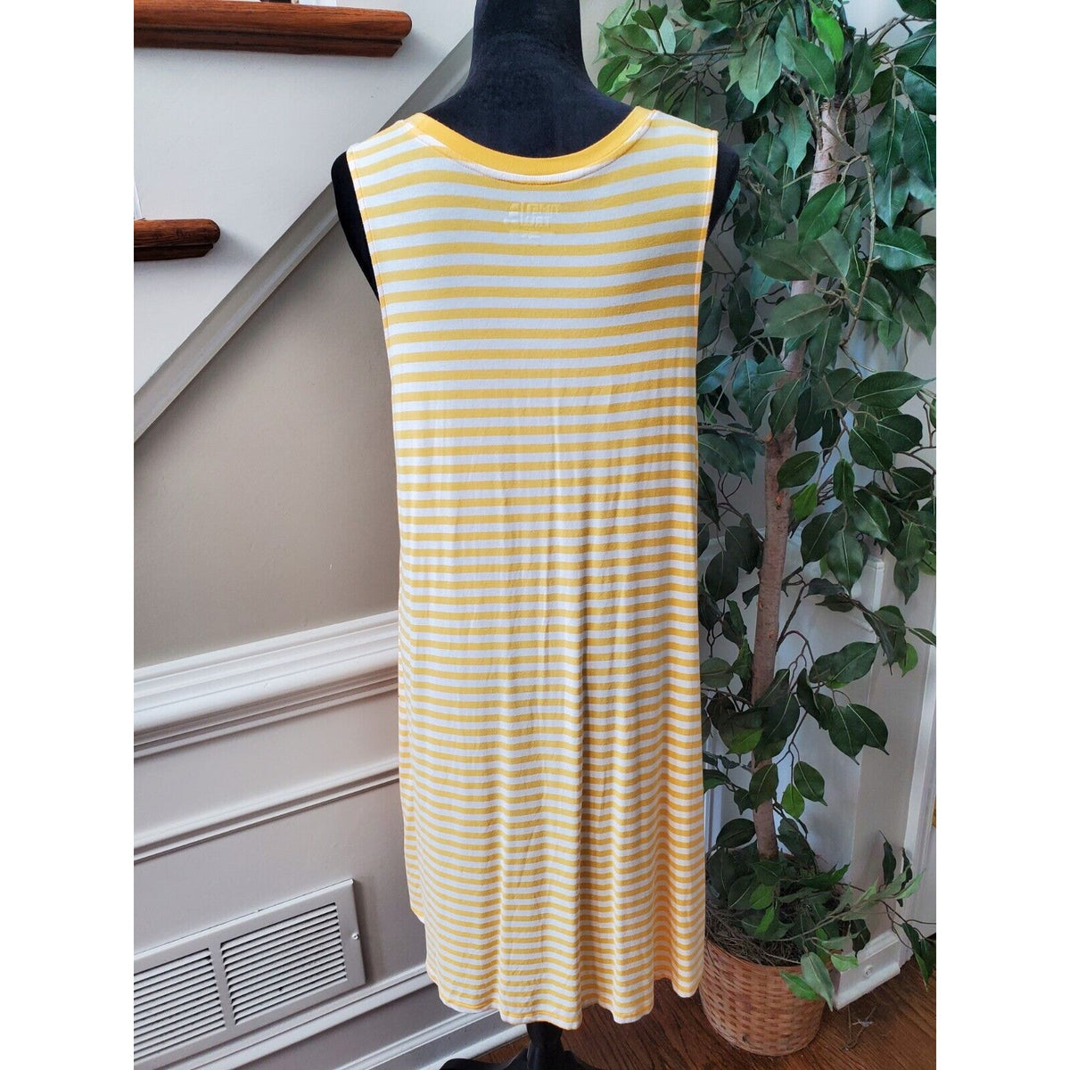 Time And Tru Yellow White Striped Round Neck Sleeveless Knee Length Dress XL