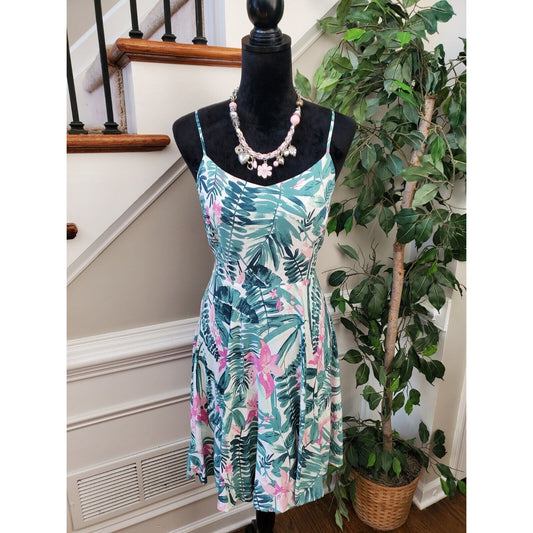 Old Navy Women Green Floral 100% Rayon Scoop Neck Sleeveless Knee Length Dress M