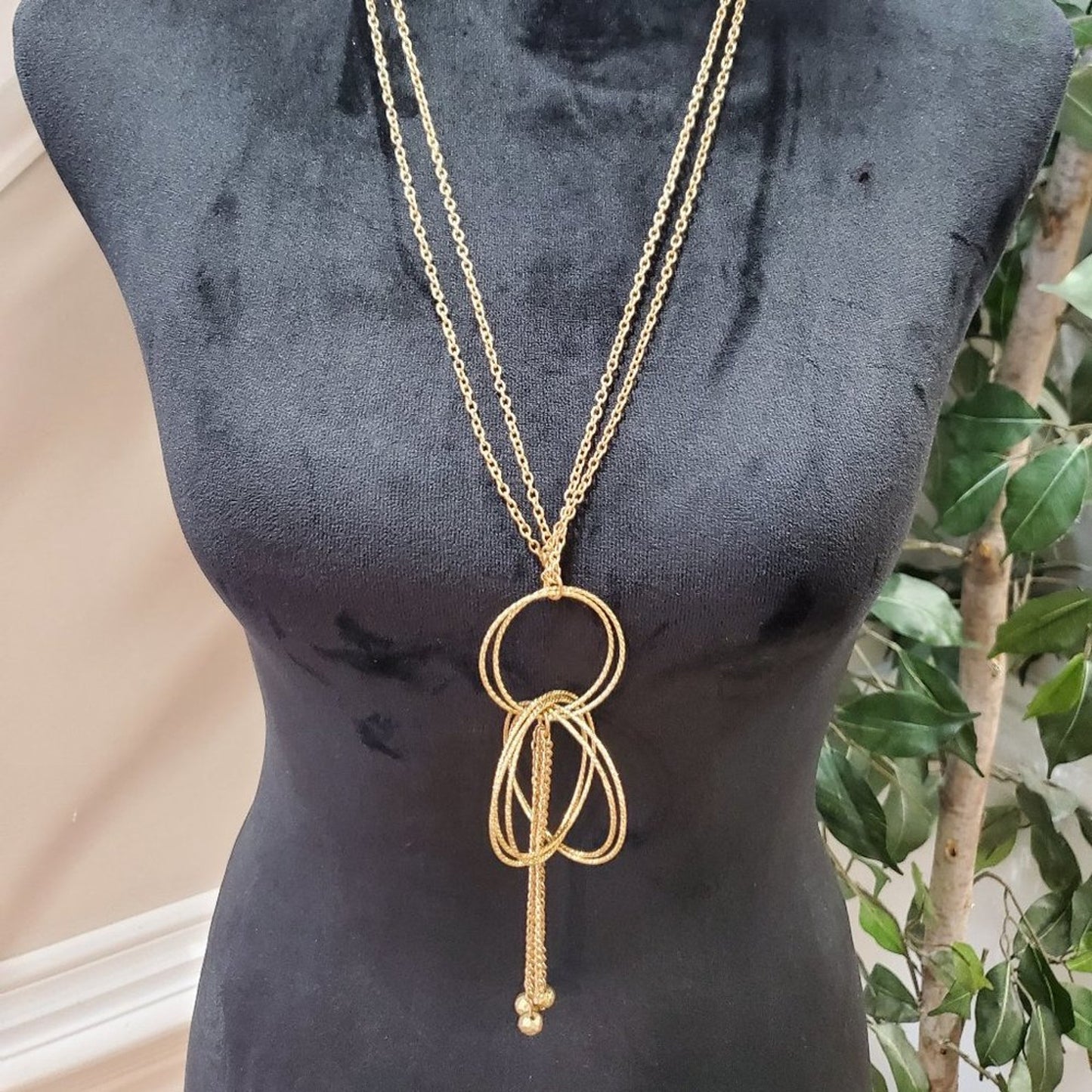 Women's Gold Tone Double Layer Geomatric Pattern Chain Necklace