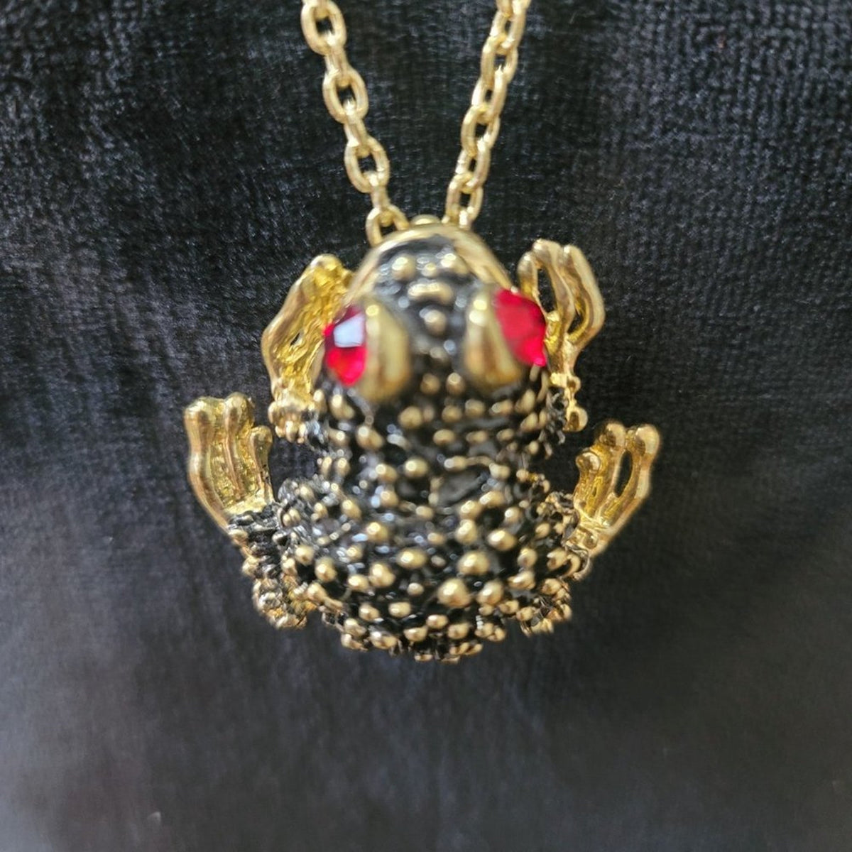 Cute Gold Tone Frog with Red Rhinestones Unique design Pendant Necklace
