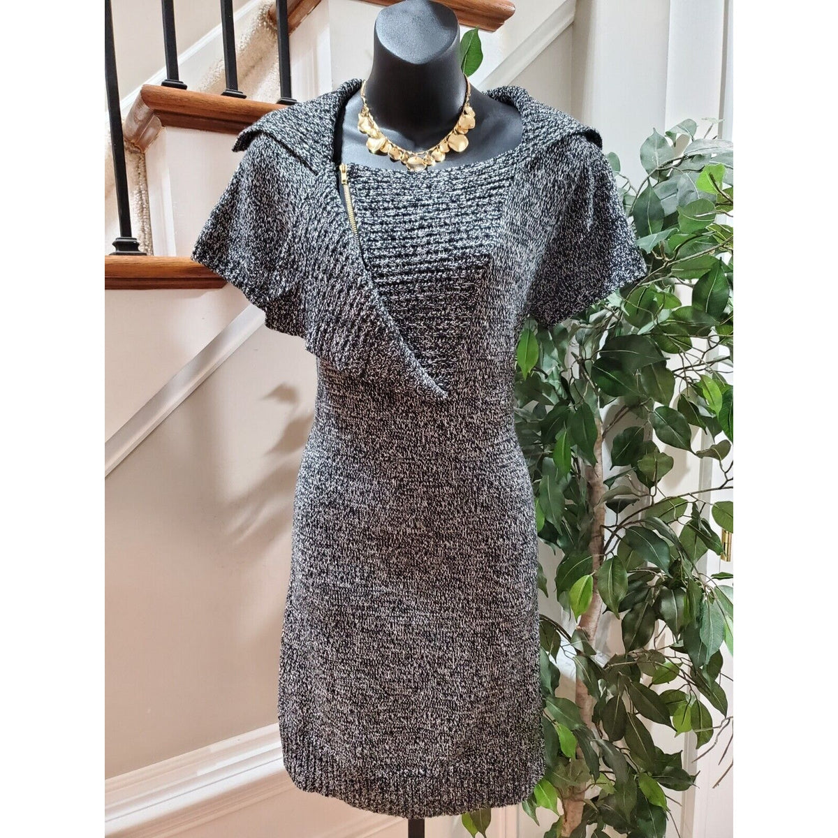 Wishes Women's Gray Acrylic Cowl Neck Short Sleeve Knee Length Dress Size Small