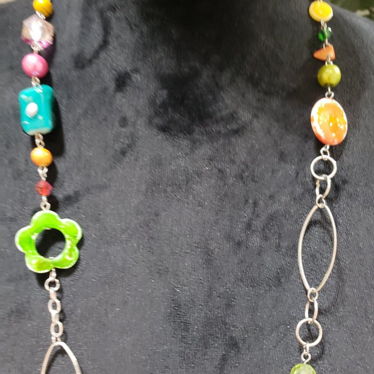 Women's Multicolor Beads & Stones Silver Plated Circle Statement Necklace