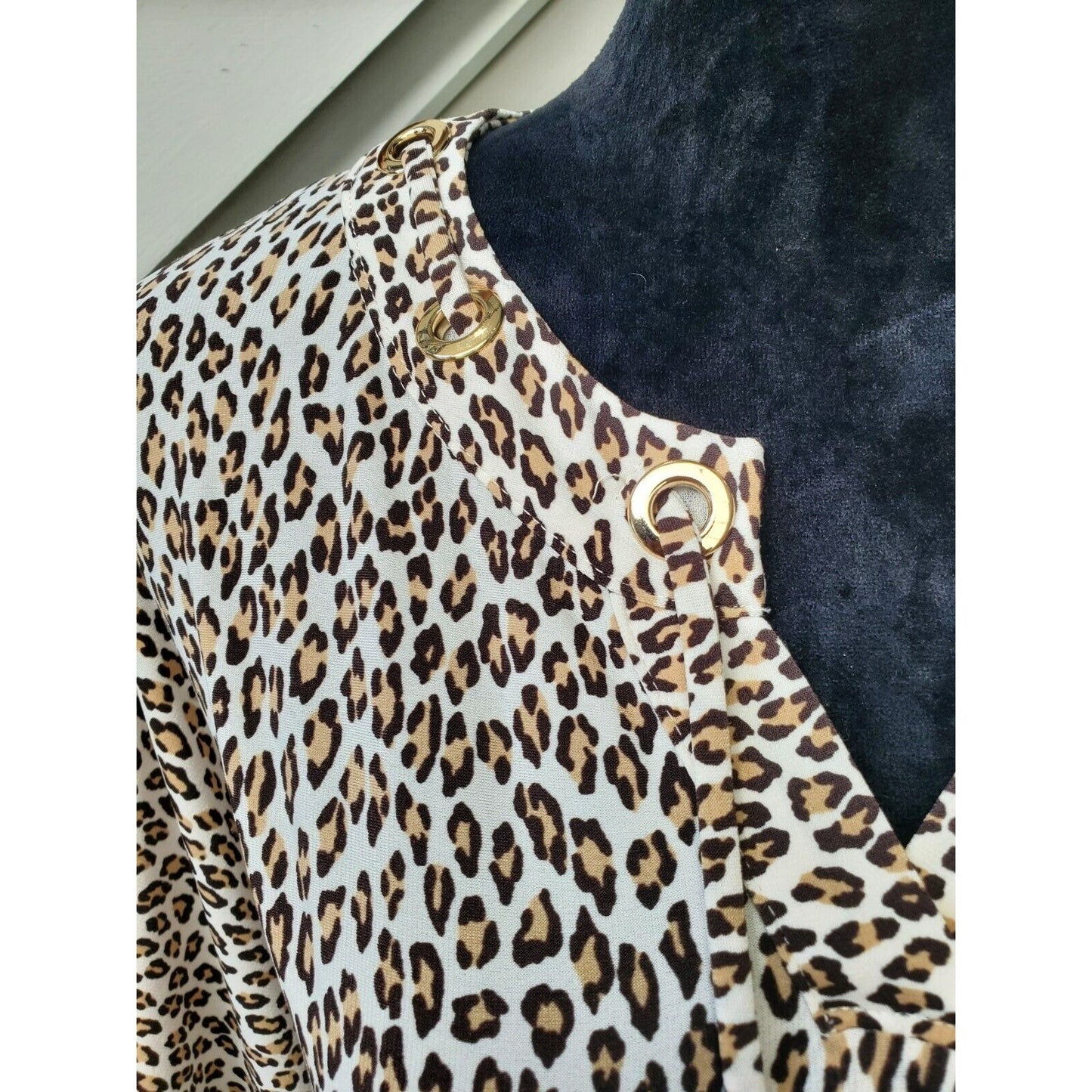 Chico's Women's Brown Polyester Round Neck Long Sleeve Blouse Size 0 Small
