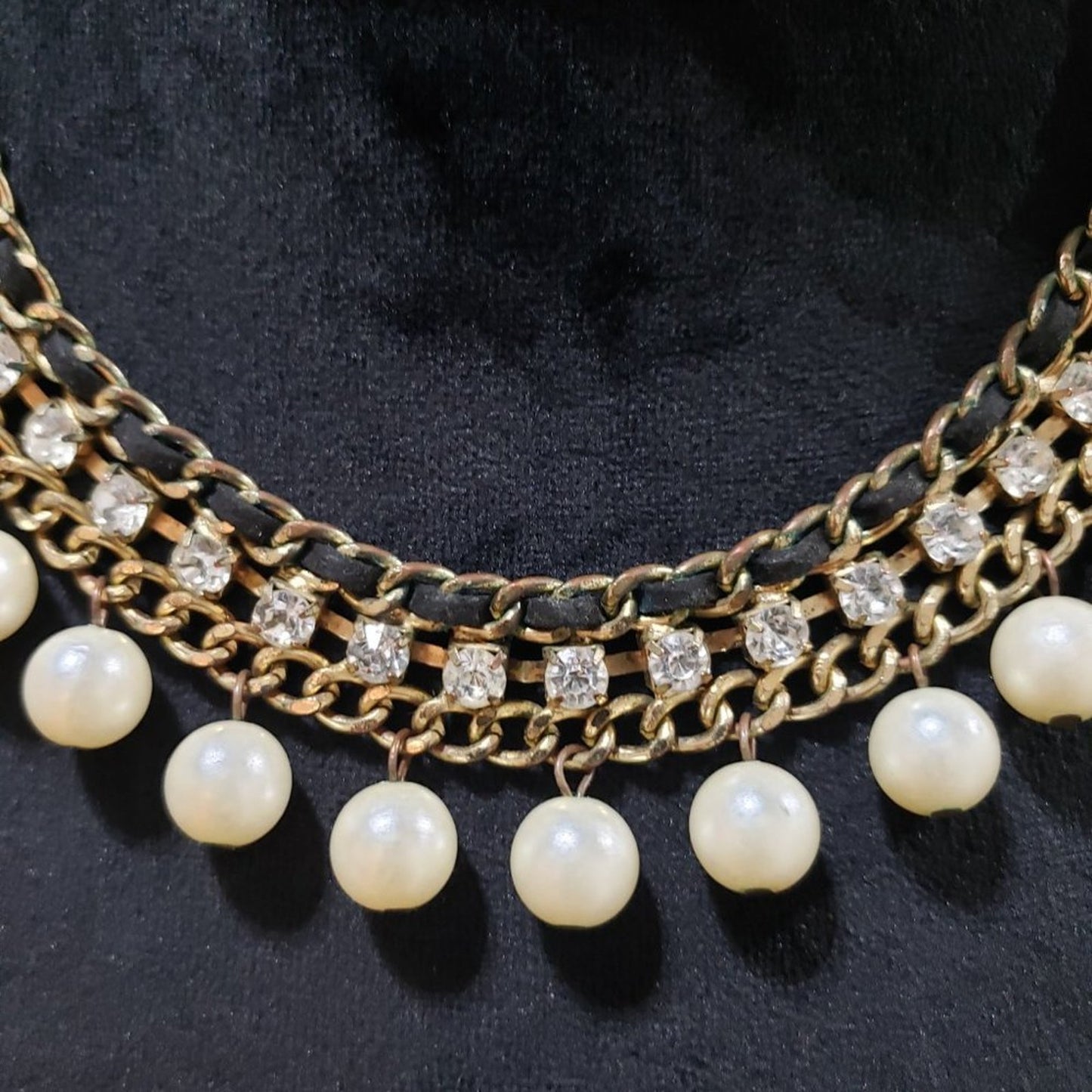Womens Gold Tone Faux Pearl Chunky Statement Collar Necklace