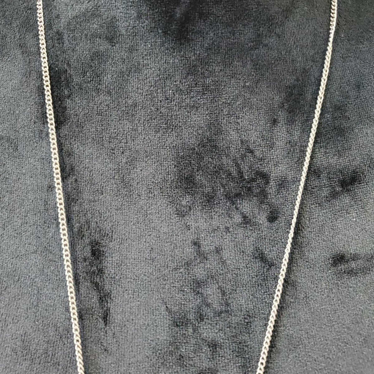 Womens Silver Leaf Fashion Design Pendant Necklace
