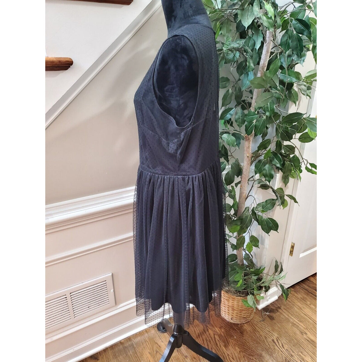 LC Lauren Conrad Women's Black Round Neck Sleeveless Knee Length Lace Dress 16
