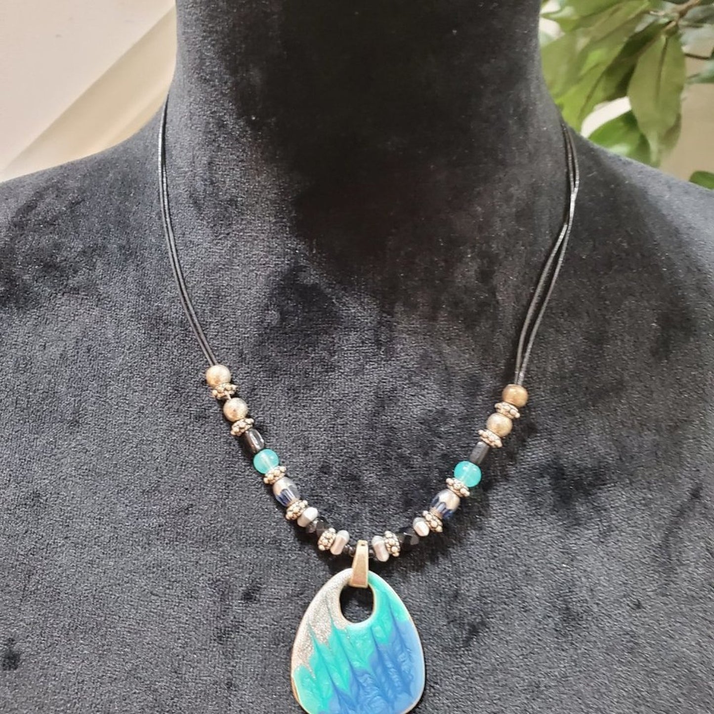 Women's Multicolor and Beads Gold Chain Fashion Jewelry Necklace