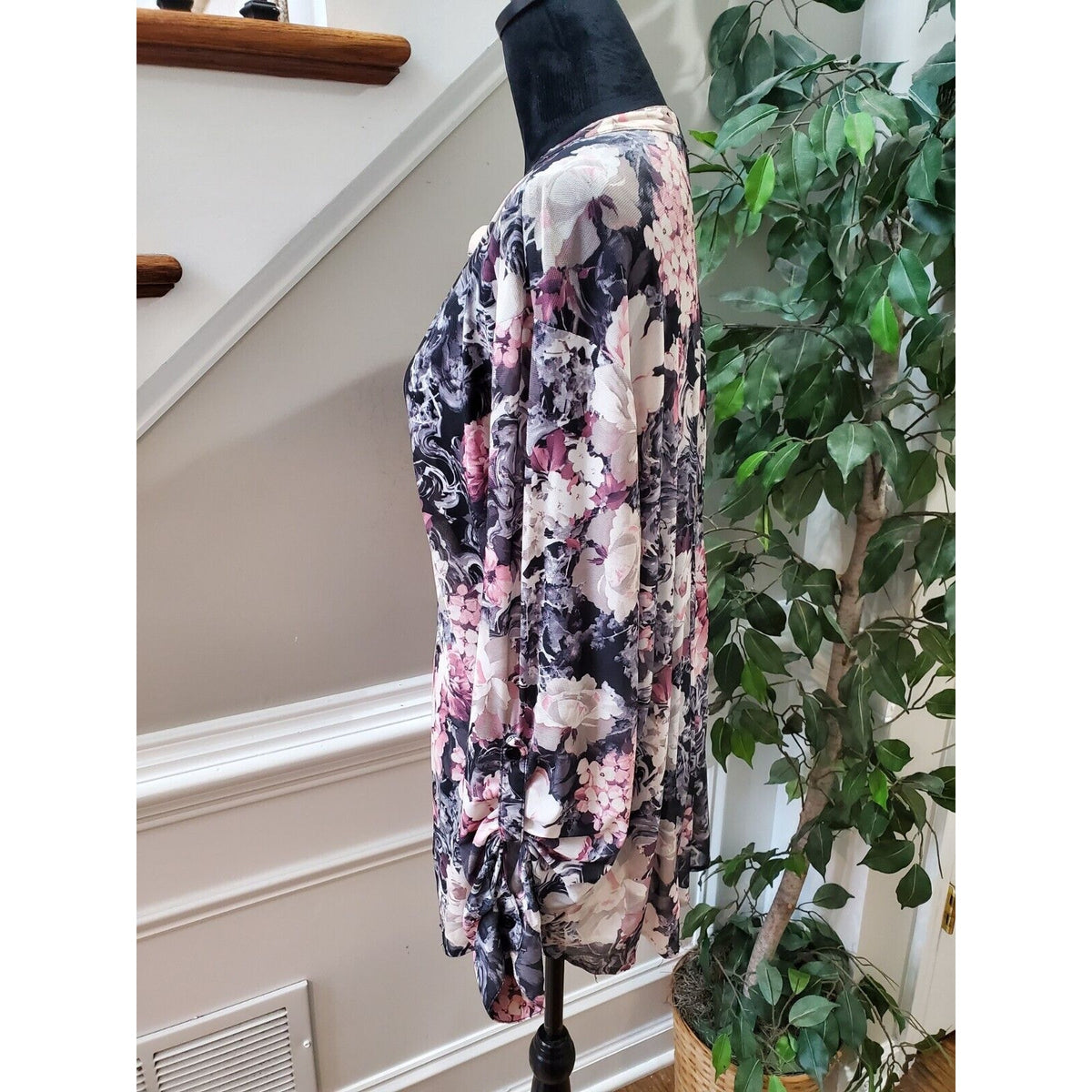 G Collection Women Floral Polyester V-Neck Long Sleeve Casual Top Blouse Size 2X