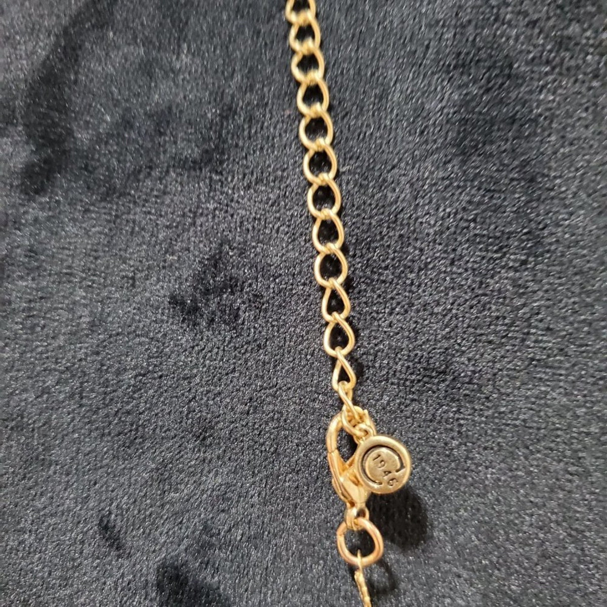 C 1946 Women's Gold Tone Beaded Double Strand Chain Fashion Jewelry Necklace