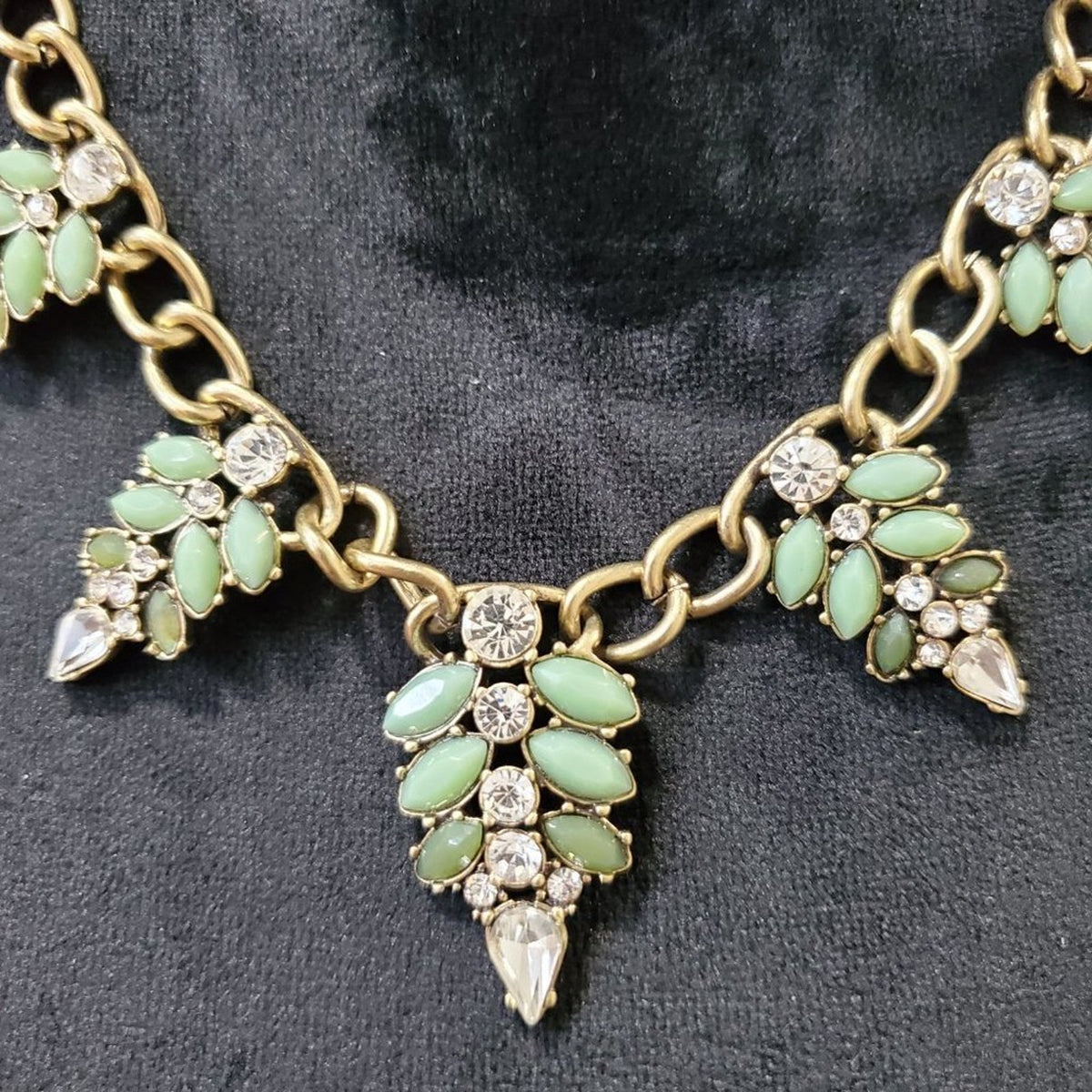 Loft Women's Green & Crystal Beaded with Lobster Clasp Statement Necklace