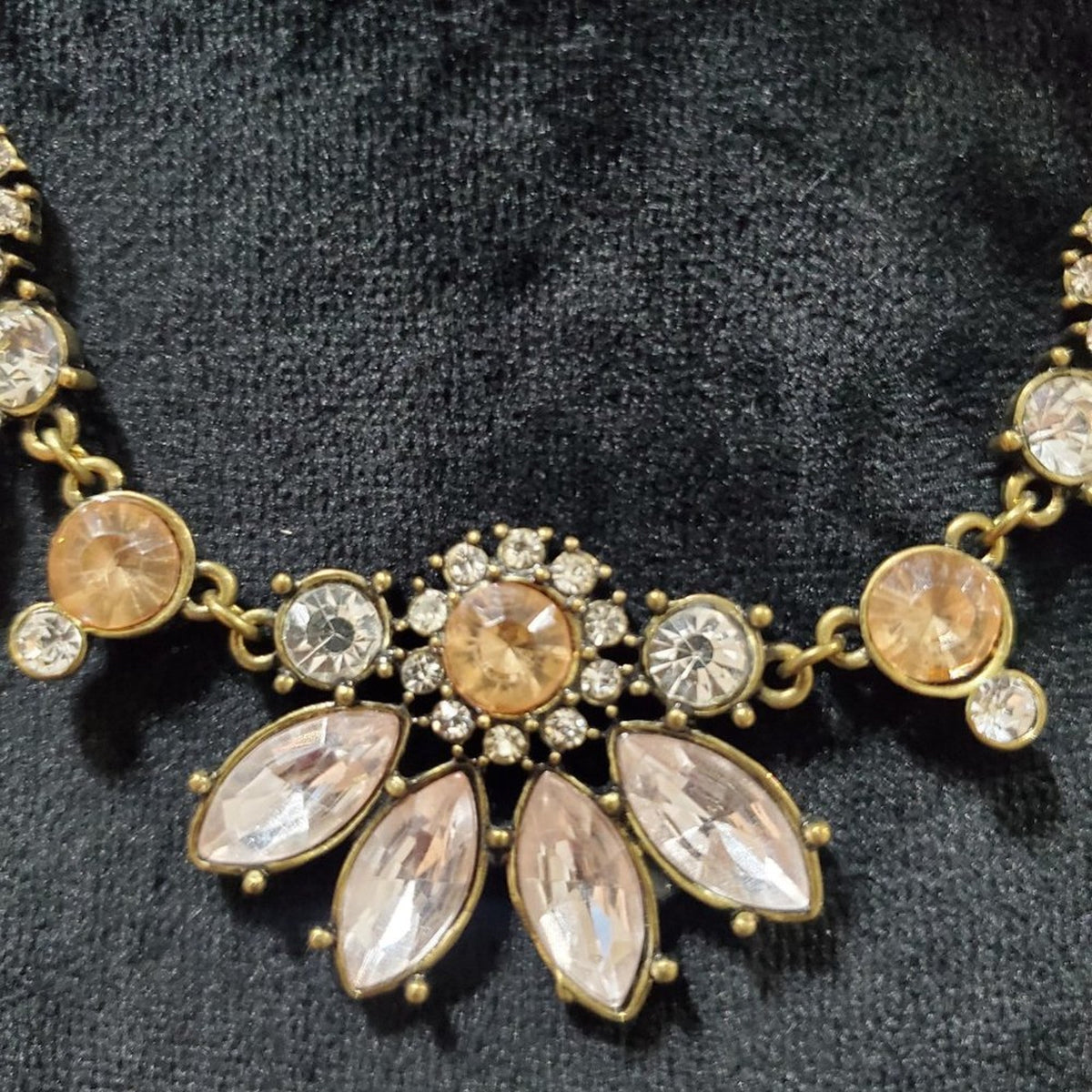 Women's Three Flower Necklace Large Crystal Petals Bib Style Spring Necklace