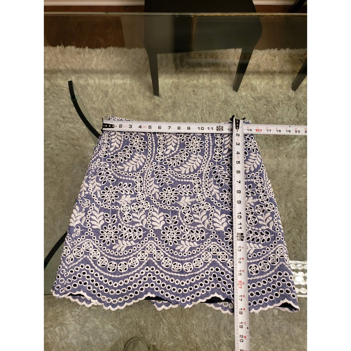 Ann Taylor LOFT Women Blue White Cotton Embroidered Scalloped Shift Skirt Size 8