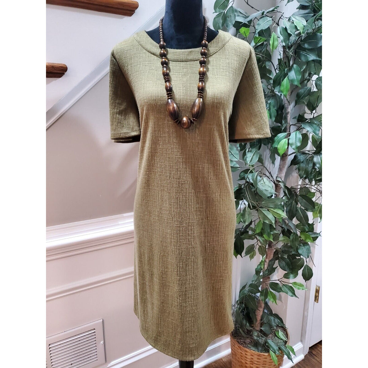 En Focus Women Women Green Round Neck Short Sleeve Casual Knee Length Dress 18W