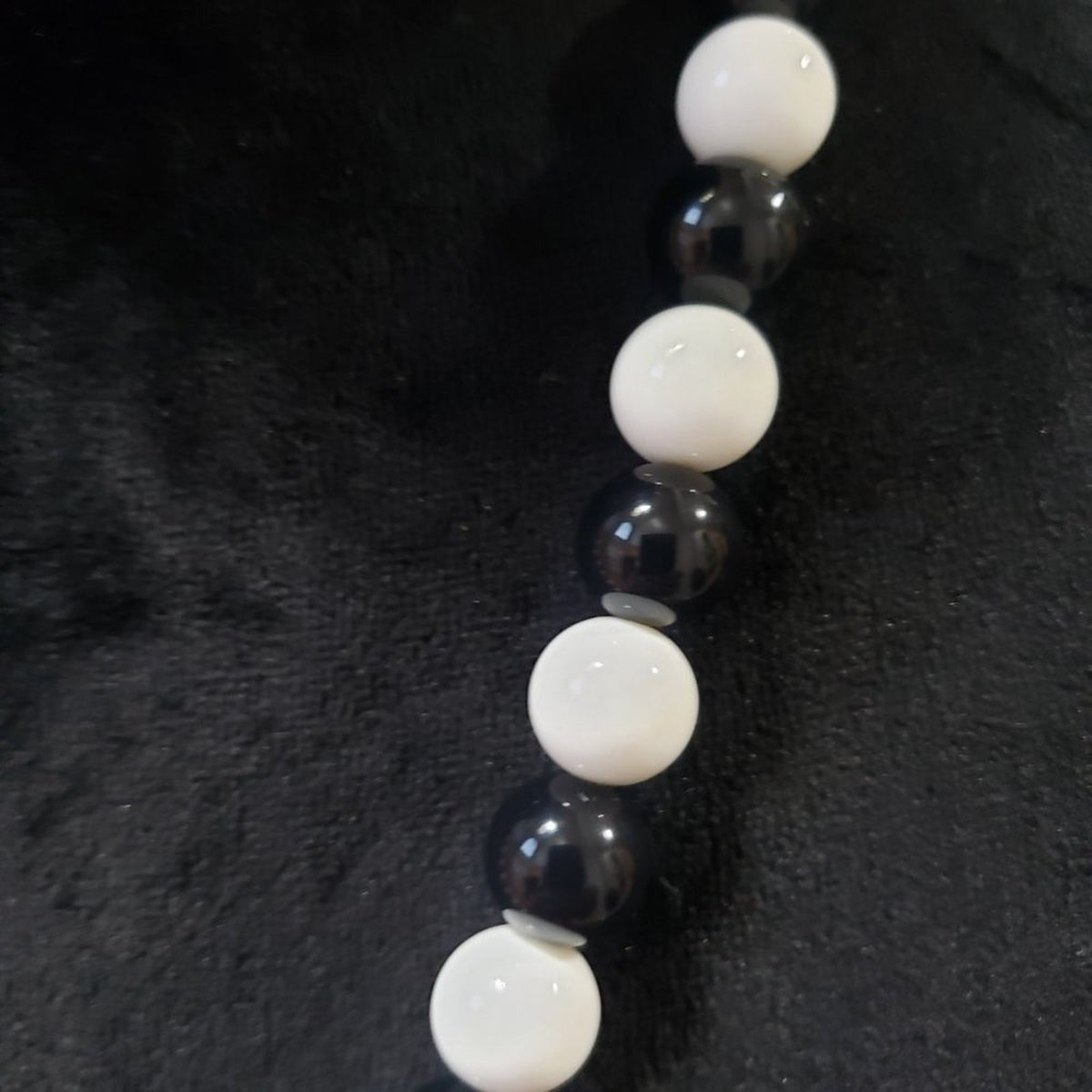 Women's White & Black Round Beaded Long Fashion Pendant Necklace
